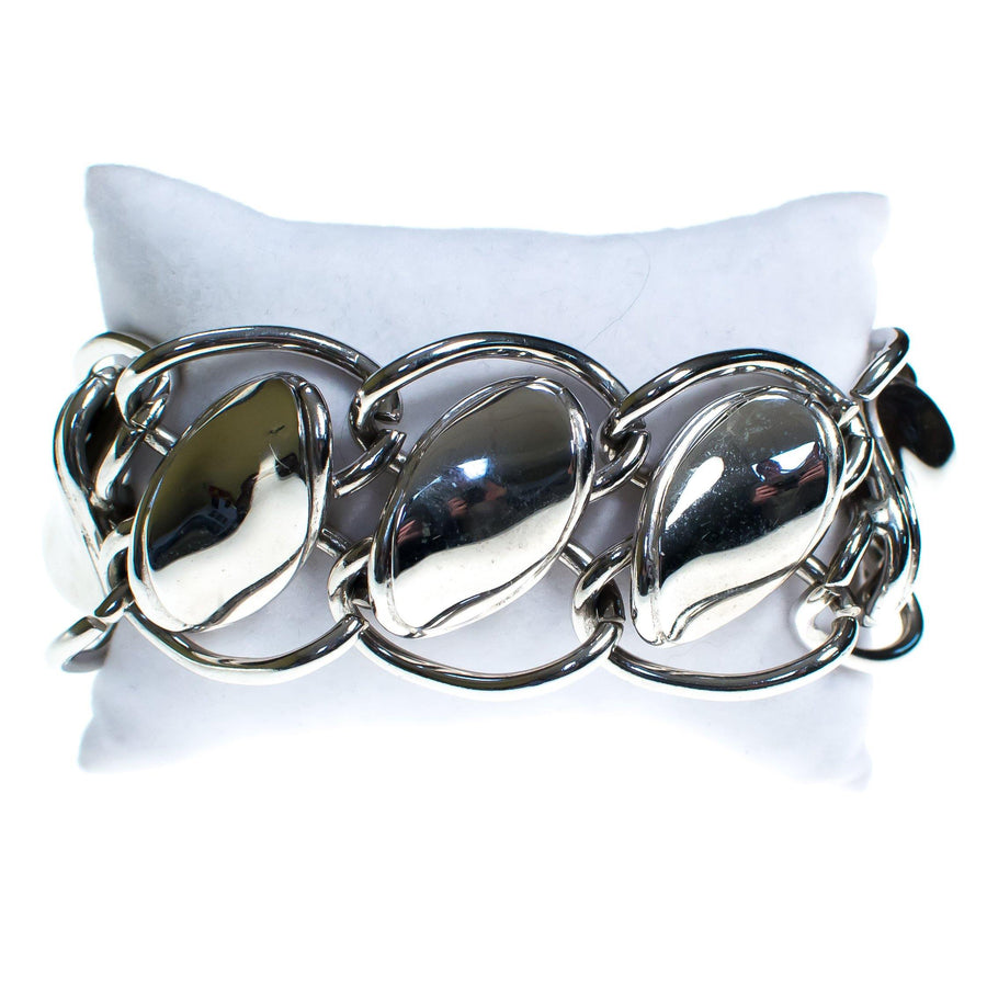 Vintage Wide Silver Link Bracelet by Vintage Meet Modern - Vintage Meet Modern Vintage Jewelry - Chicago, Illinois - #oldhollywoodglamour #vintagemeetmodern #designervintage #jewelrybox #antiquejewelry #vintagejewelry