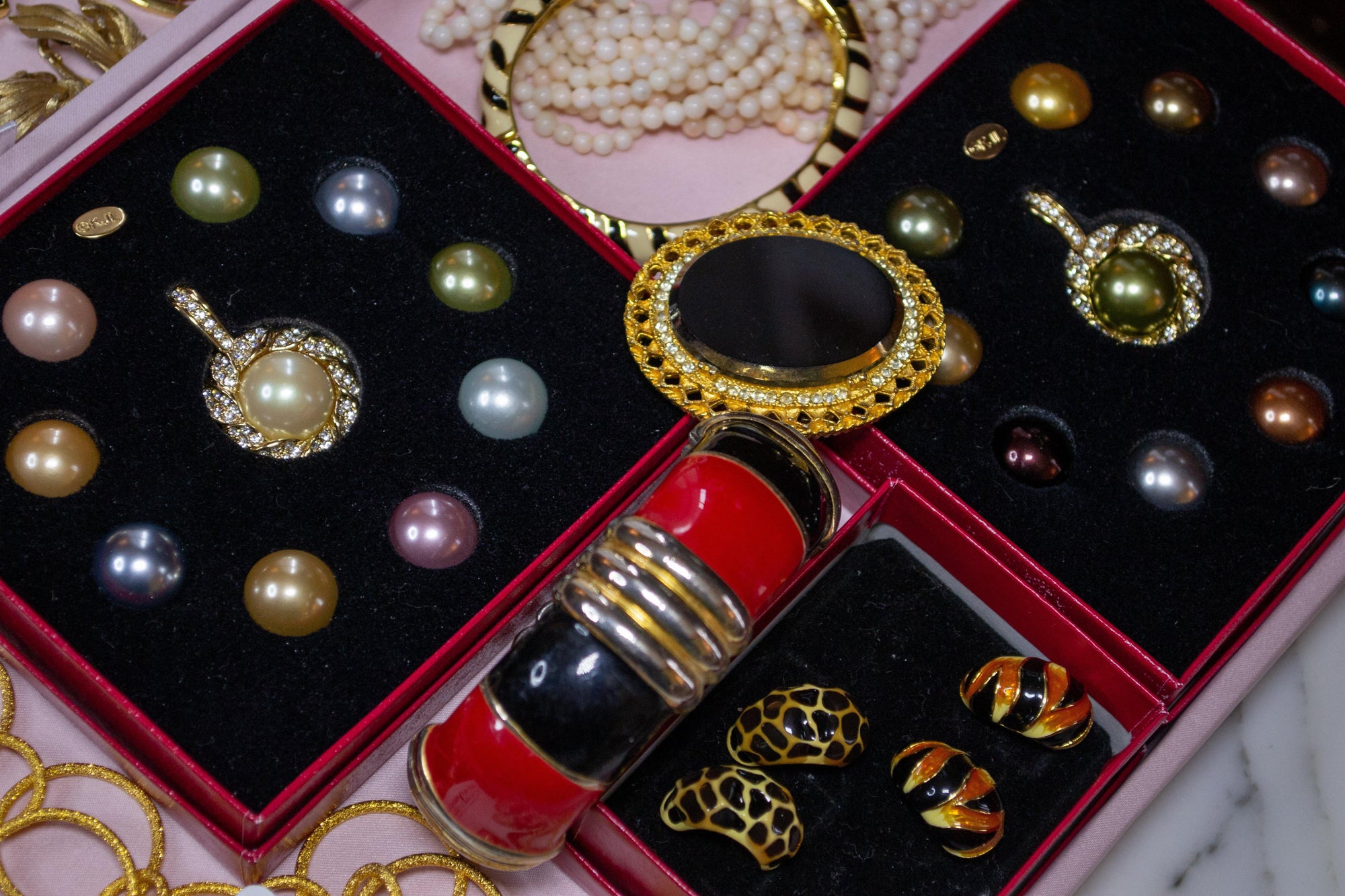 Vintage Kenneth Jay Lane Pendant Pastel Interchangeable Faux Pearls, Diamante Crystals, Gold Tone Setting by Kenneth Jay Lane - Vintage Meet Modern Vintage Jewelry - Chicago, Illinois - #oldhollywoodglamour #vintagemeetmodern #designervintage #jewelrybox #antiquejewelry #vintagejewelry