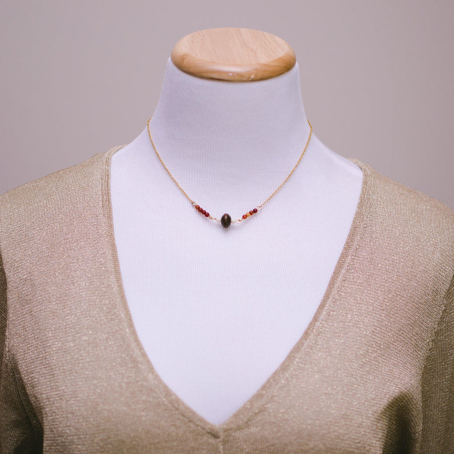 Wood Bead Necklace by Vintage Meet Modern - Vintage Meet Modern Vintage Jewelry - Chicago, Illinois - #oldhollywoodglamour #vintagemeetmodern #designervintage #jewelrybox #antiquejewelry #vintagejewelry