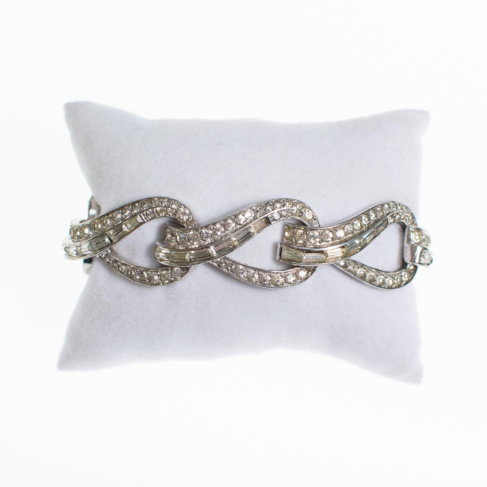 Vintage Vendome Art Deco Rhinestone Diamante Crystal Bracelet in Silver Tone by Vintage Meet Modern - Vintage Meet Modern Vintage Jewelry - Chicago, Illinois - #oldhollywoodglamour #vintagemeetmodern #designervintage #jewelrybox #antiquejewelry #vintagejewelry