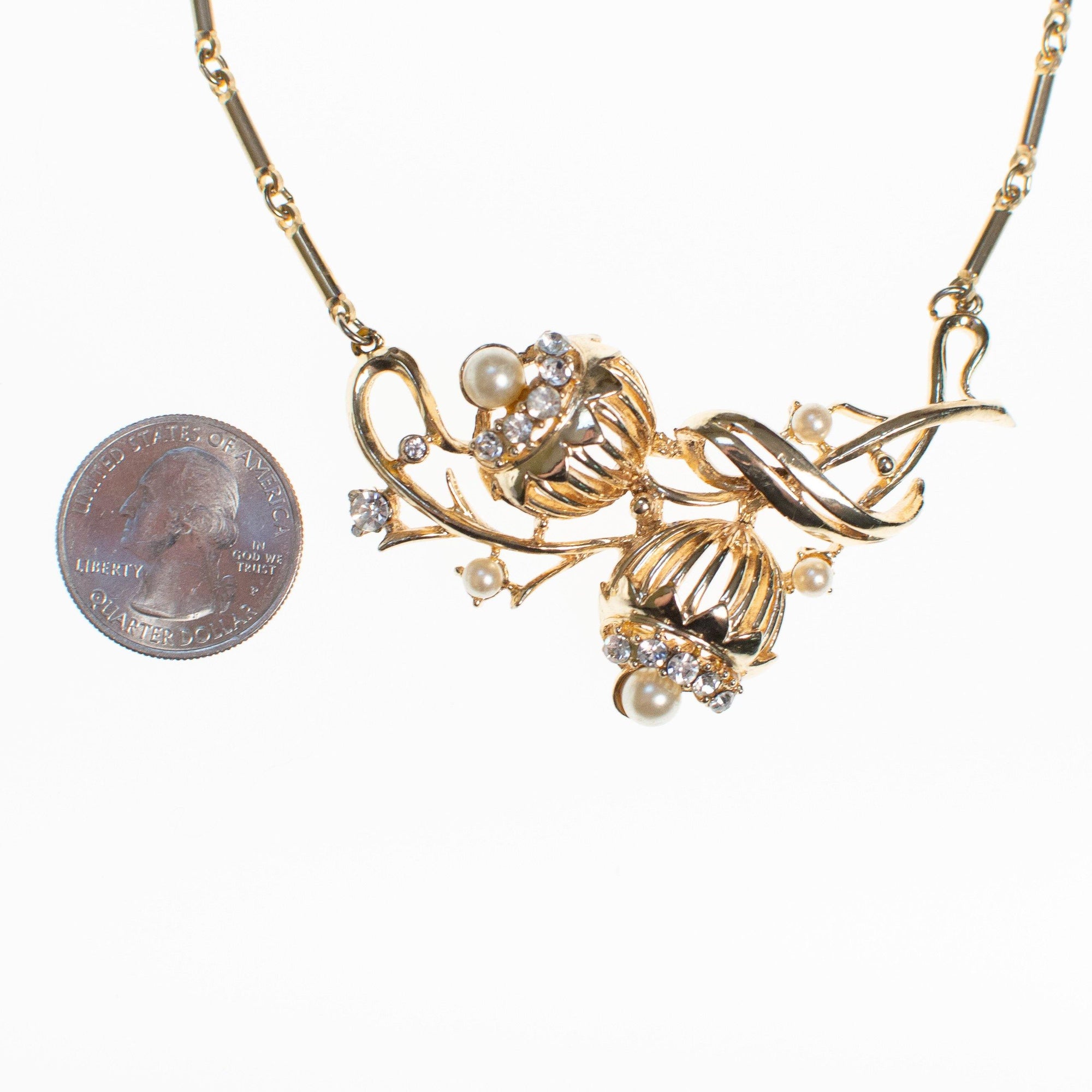 Vintage Pearl and Rhinestone Necklace by Vintage Meet Modern - Vintage Meet Modern Vintage Jewelry - Chicago, Illinois - #oldhollywoodglamour #vintagemeetmodern #designervintage #jewelrybox #antiquejewelry #vintagejewelry