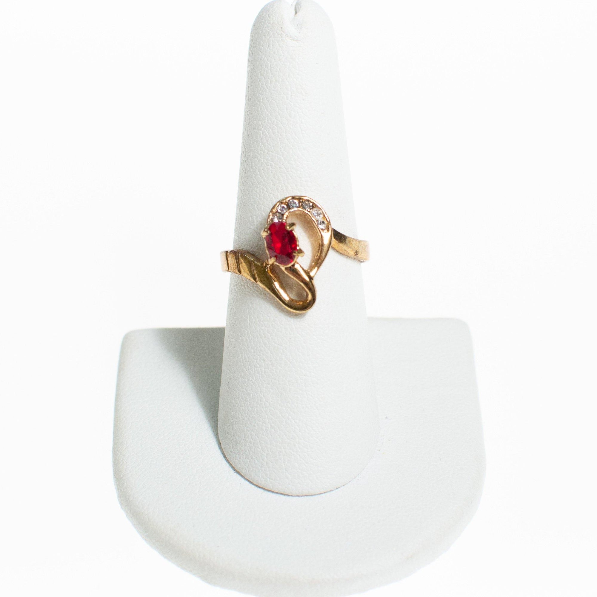 Garnet Crystal Statement Ring by Vintage Meet Modern - Vintage Meet Modern Vintage Jewelry - Chicago, Illinois - #oldhollywoodglamour #vintagemeetmodern #designervintage #jewelrybox #antiquejewelry #vintagejewelry