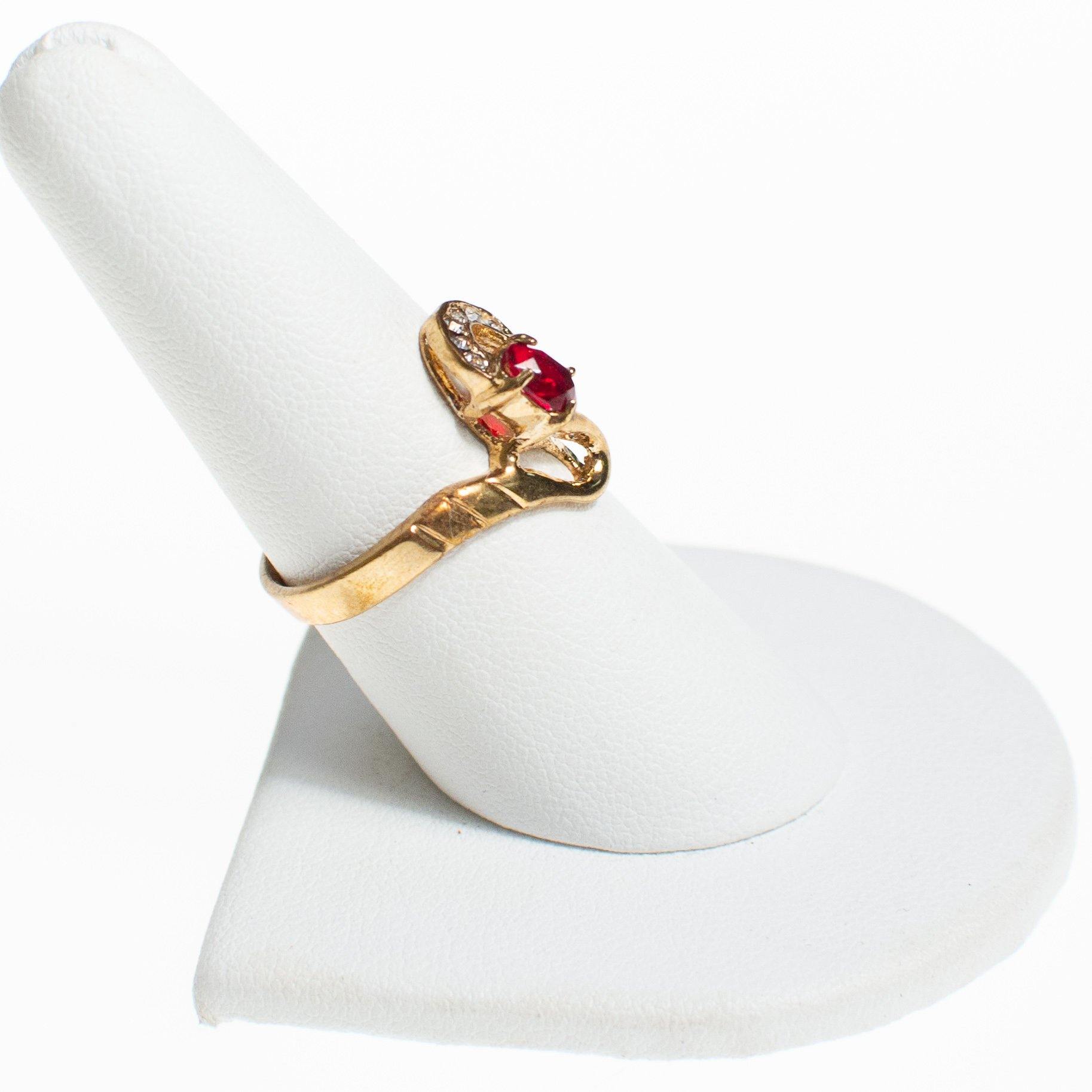 Garnet Crystal Statement Ring by Vintage Meet Modern - Vintage Meet Modern Vintage Jewelry - Chicago, Illinois - #oldhollywoodglamour #vintagemeetmodern #designervintage #jewelrybox #antiquejewelry #vintagejewelry