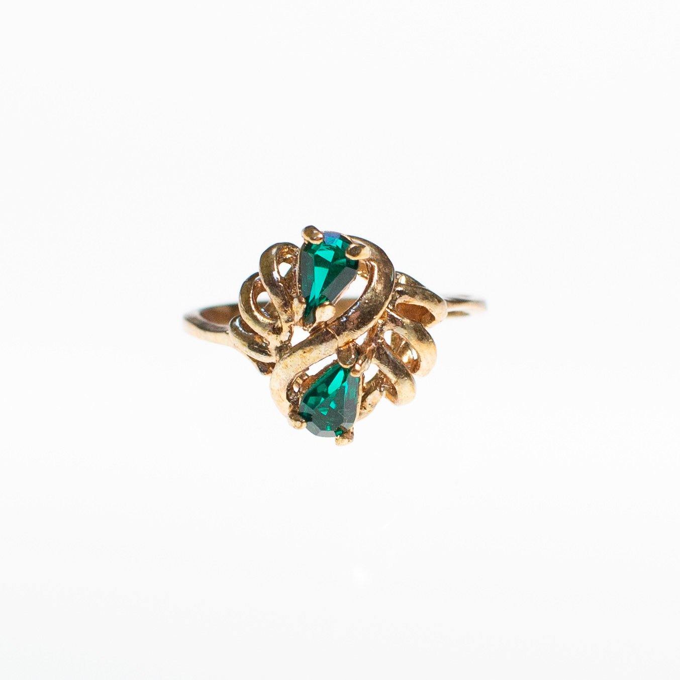 Emerald Green Pear Shaped Crystal Cocktail Ring