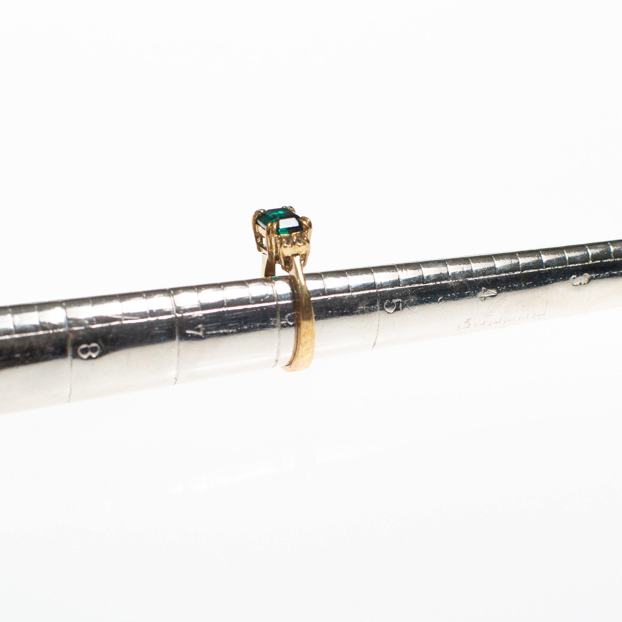 Emerald Crystal Statement Ring by Vintage Meet Modern - Vintage Meet Modern Vintage Jewelry - Chicago, Illinois - #oldhollywoodglamour #vintagemeetmodern #designervintage #jewelrybox #antiquejewelry #vintagejewelry