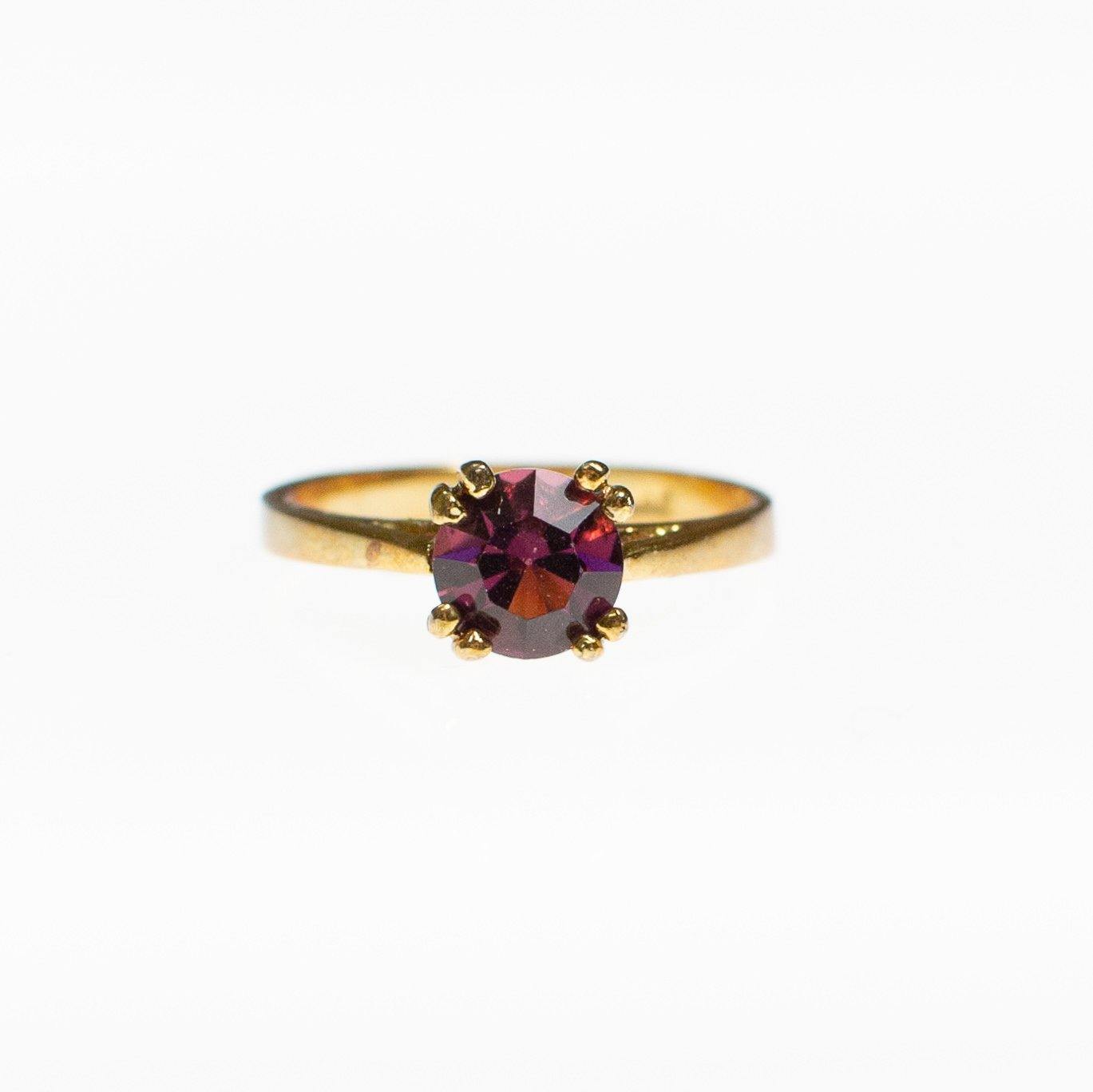 Amethyst Crystal Solitaire Ring by Vintage Meet Modern - Vintage Meet Modern Vintage Jewelry - Chicago, Illinois - #oldhollywoodglamour #vintagemeetmodern #designervintage #jewelrybox #antiquejewelry #vintagejewelry