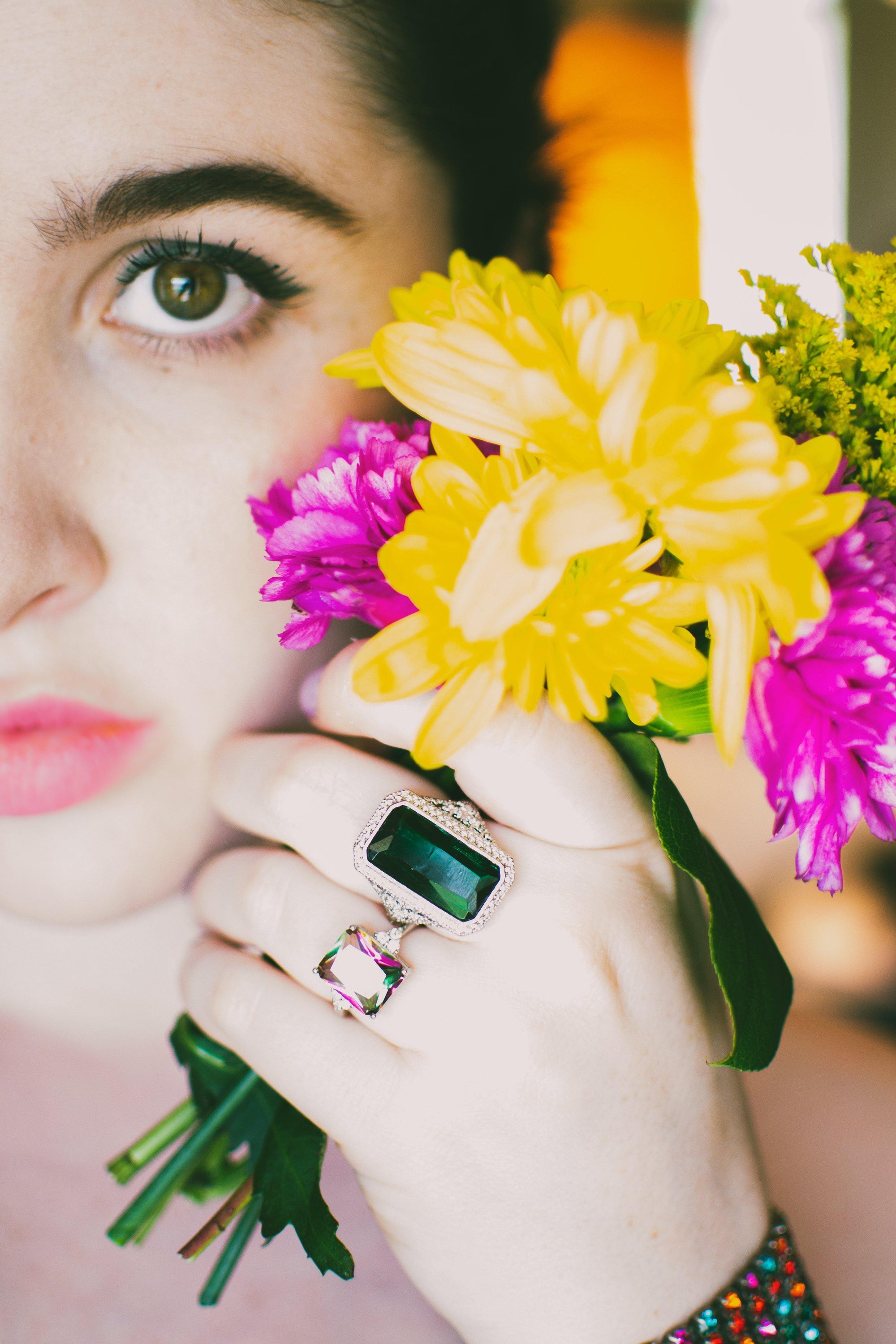 Art Deco Style Emerald Crystal Statement Ring by Vintage Meet Modern - Vintage Meet Modern Vintage Jewelry - Chicago, Illinois - #oldhollywoodglamour #vintagemeetmodern #designervintage #jewelrybox #antiquejewelry #vintagejewelry