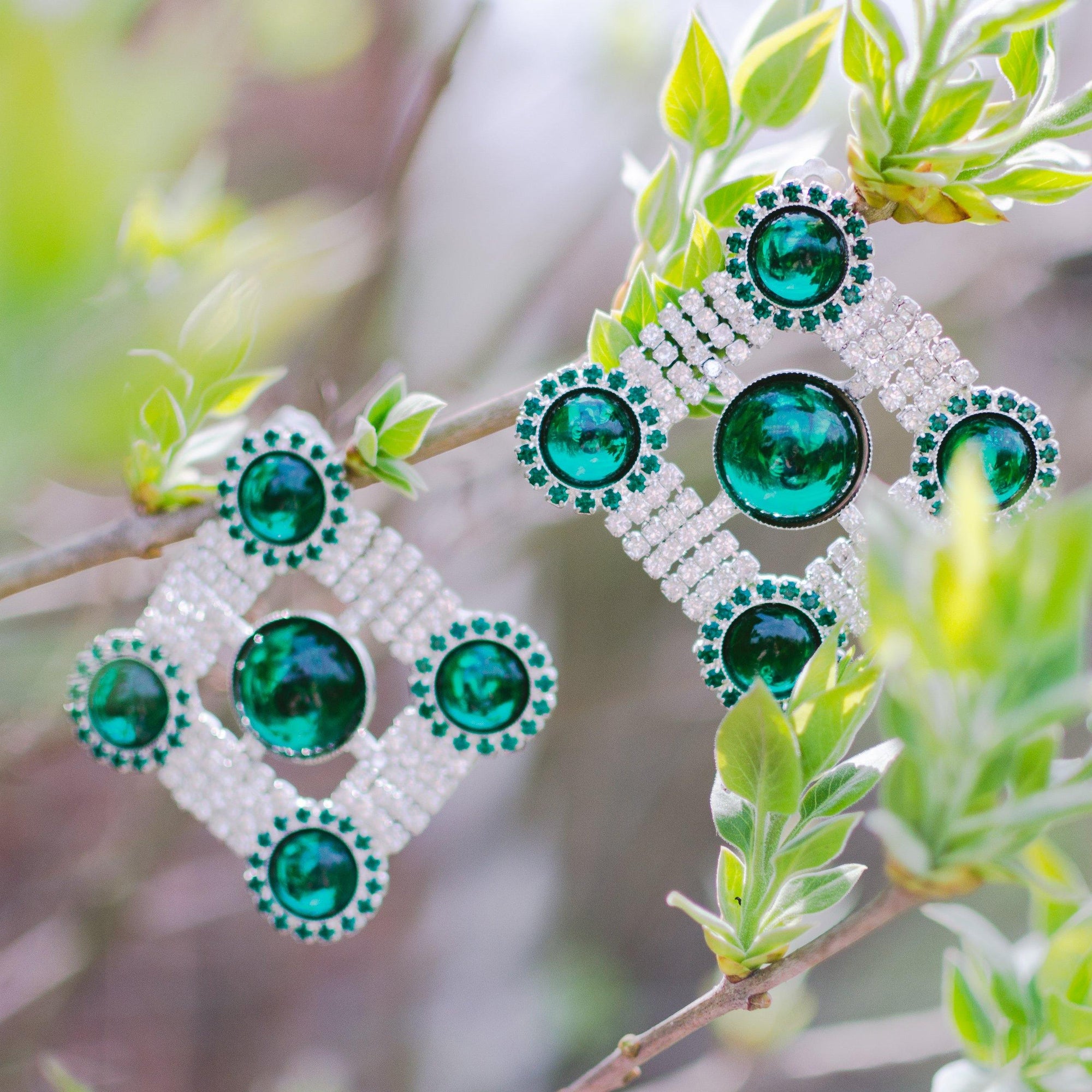 Art Deco Emerald Cabochon and Diamante Rhinestone Statement Earrings by Vintage Meet Modern - Vintage Meet Modern Vintage Jewelry - Chicago, Illinois - #oldhollywoodglamour #vintagemeetmodern #designervintage #jewelrybox #antiquejewelry #vintagejewelry