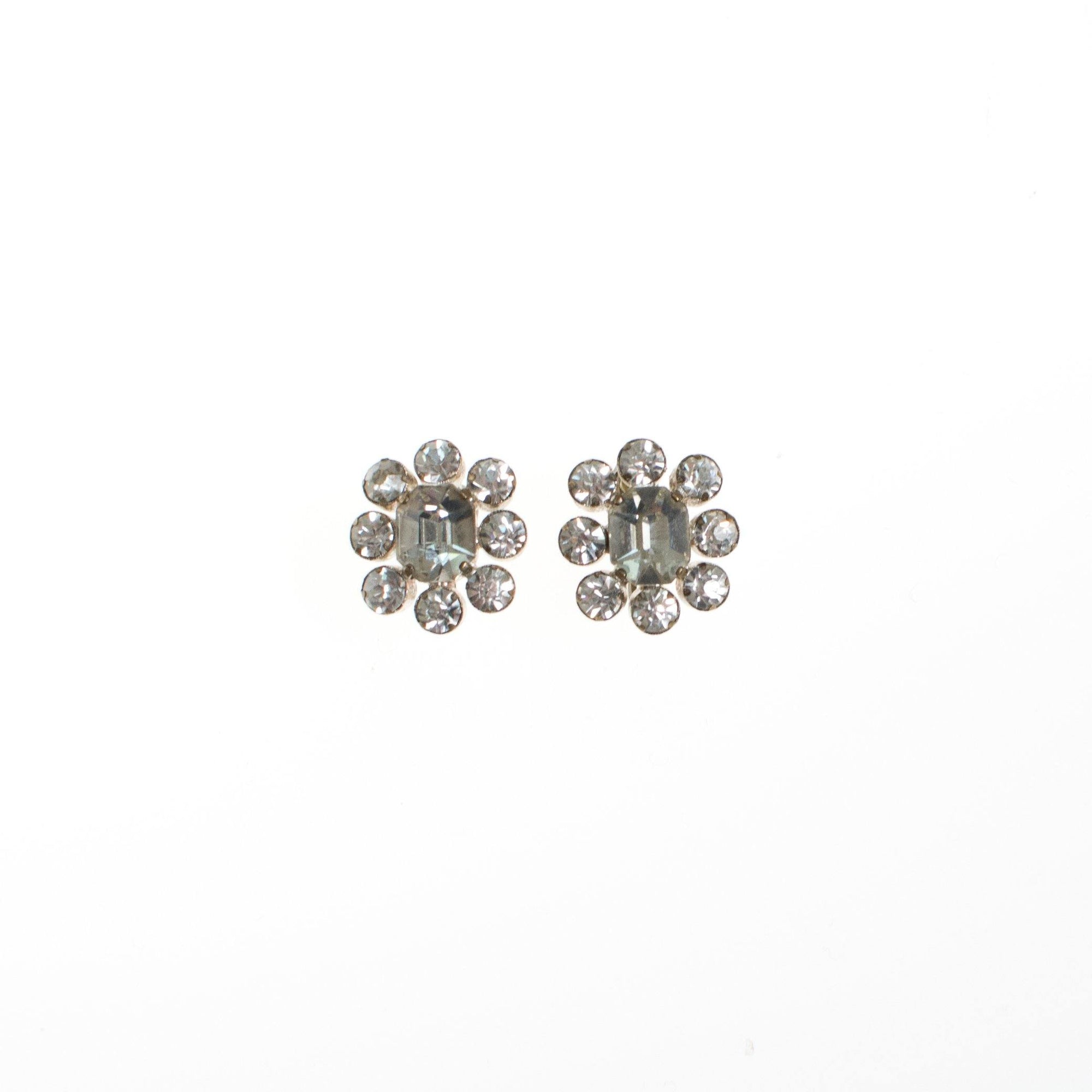 Art Deco Rhinestone Cluster Earrings by Vintage Meet Modern - Vintage Meet Modern Vintage Jewelry - Chicago, Illinois - #oldhollywoodglamour #vintagemeetmodern #designervintage #jewelrybox #antiquejewelry #vintagejewelry