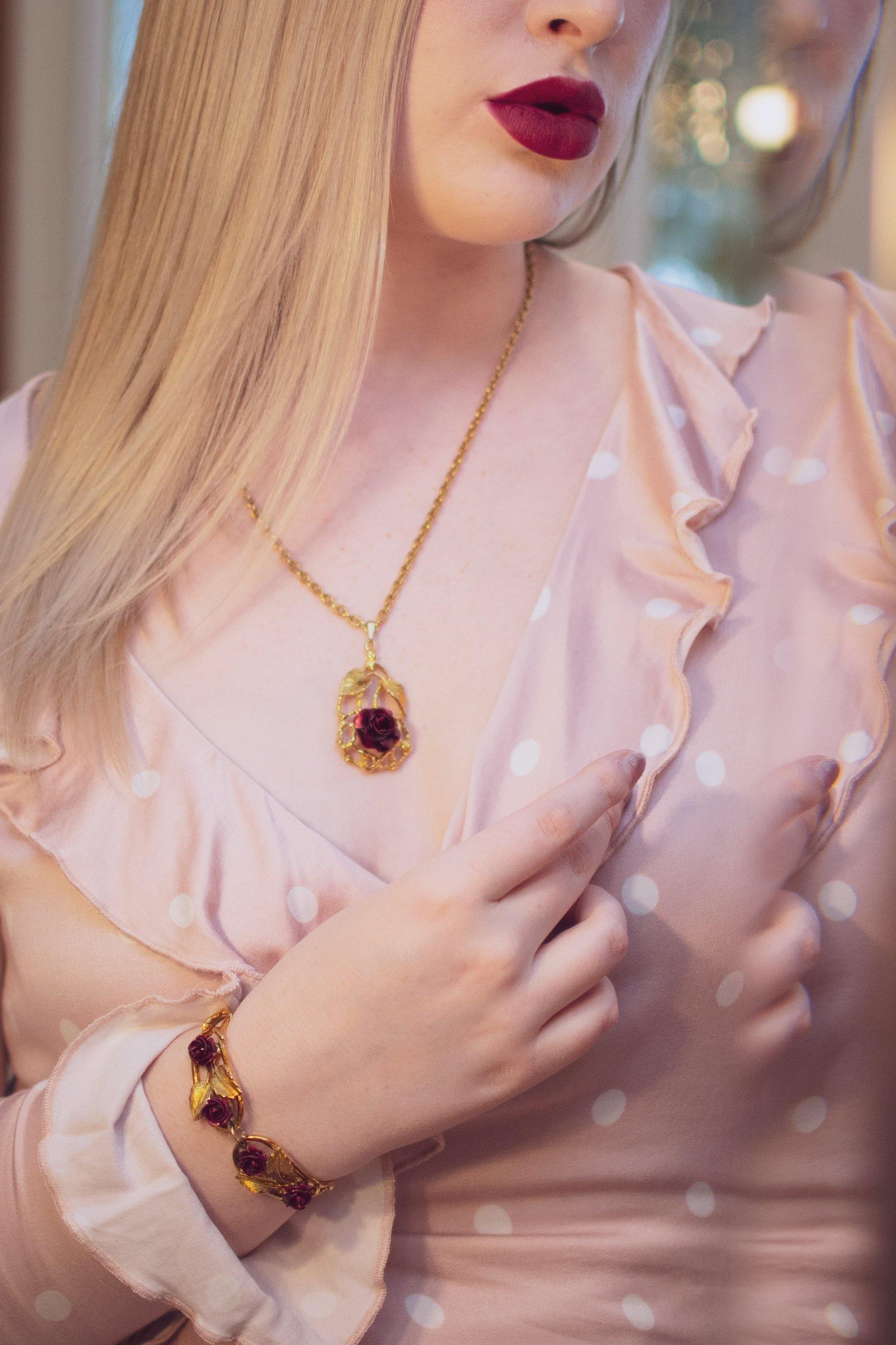 Vintage Red Rose and Gold Pendant Necklace by 1950s - Vintage Meet Modern Vintage Jewelry - Chicago, Illinois - #oldhollywoodglamour #vintagemeetmodern #designervintage #jewelrybox #antiquejewelry #vintagejewelry