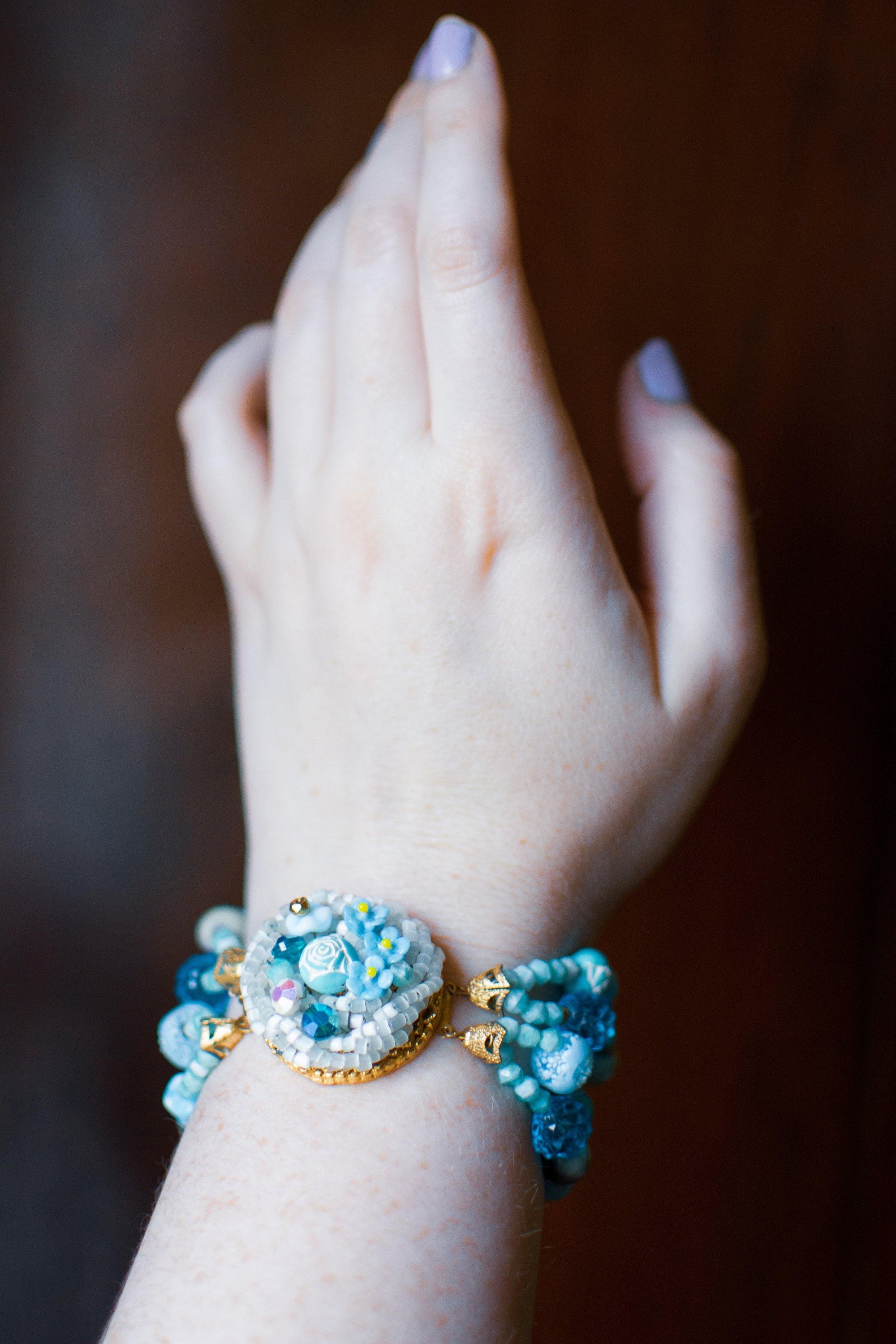 Vintage Multi-strand Blue Glass and Lucite Beaded Bracelet, Gold Tone, Slide Clasp by 1960s - Vintage Meet Modern Vintage Jewelry - Chicago, Illinois - #oldhollywoodglamour #vintagemeetmodern #designervintage #jewelrybox #antiquejewelry #vintagejewelry