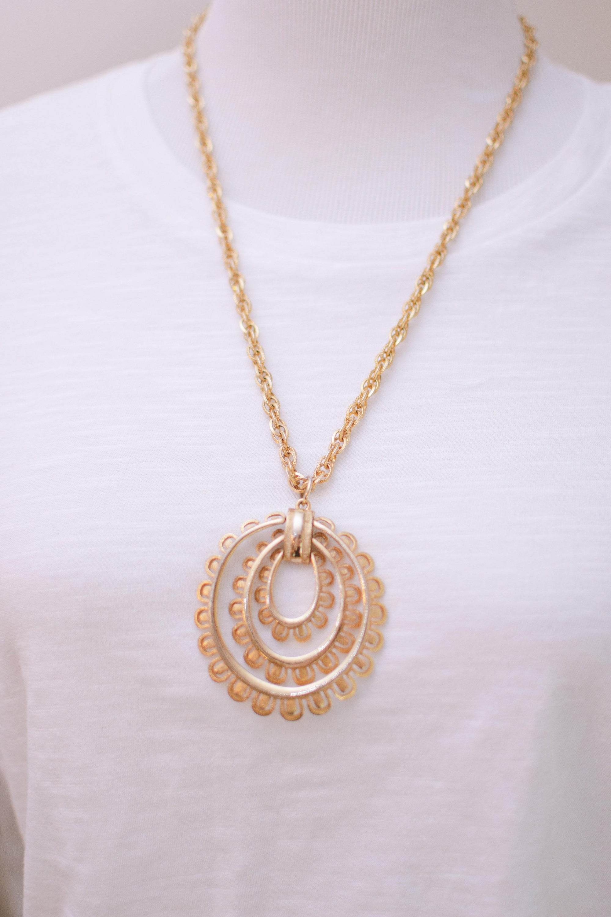 Gold Scalloped Medallion Statement Necklace by Unsigned Beauty - Vintage Meet Modern Vintage Jewelry - Chicago, Illinois - #oldhollywoodglamour #vintagemeetmodern #designervintage #jewelrybox #antiquejewelry #vintagejewelry