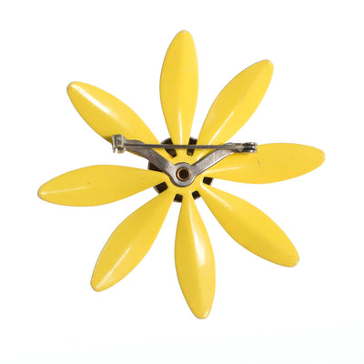 Vintage Retro Mod Flower Power Yellow and Orange Enamel Brooch by 1950s - Vintage Meet Modern Vintage Jewelry - Chicago, Illinois - #oldhollywoodglamour #vintagemeetmodern #designervintage #jewelrybox #antiquejewelry #vintagejewelry