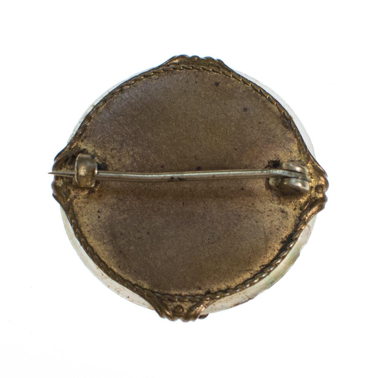 Victorian Spotted Moss Agate Pin by Victorian - Vintage Meet Modern Vintage Jewelry - Chicago, Illinois - #oldhollywoodglamour #vintagemeetmodern #designervintage #jewelrybox #antiquejewelry #vintagejewelry