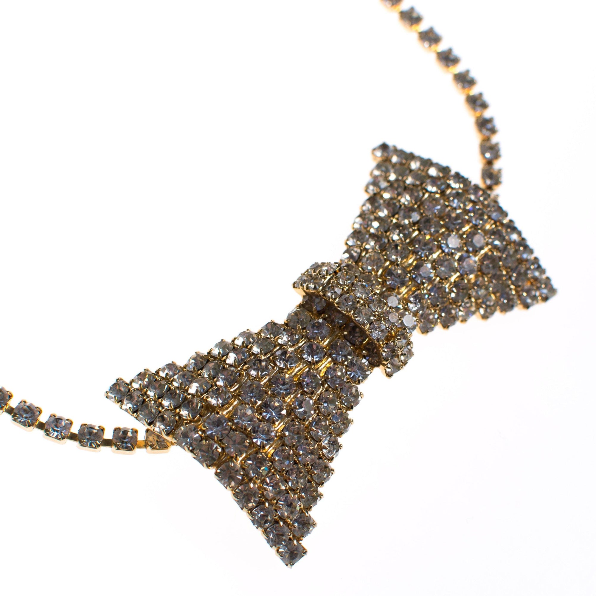 Vintage Rhinestone Bow Necklace by Vintage Meet Modern - Vintage Meet Modern Vintage Jewelry - Chicago, Illinois - #oldhollywoodglamour #vintagemeetmodern #designervintage #jewelrybox #antiquejewelry #vintagejewelry