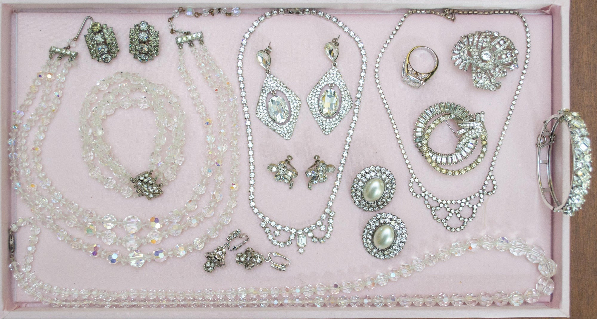 Vintage Rhinestone Bib Necklace, Silver Tone, Prong Set by 1950s - Vintage Meet Modern Vintage Jewelry - Chicago, Illinois - #oldhollywoodglamour #vintagemeetmodern #designervintage #jewelrybox #antiquejewelry #vintagejewelry