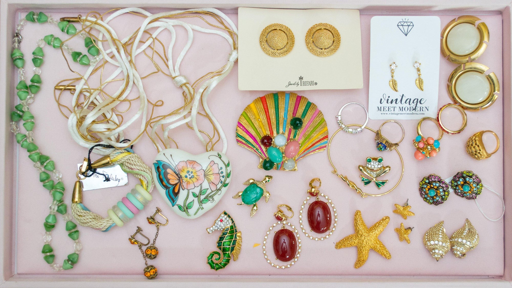 Vintage Kenneth Lane Gold Seashell Earrings with Rhinestones by Kenneth Lane - Vintage Meet Modern Vintage Jewelry - Chicago, Illinois - #oldhollywoodglamour #vintagemeetmodern #designervintage #jewelrybox #antiquejewelry #vintagejewelry