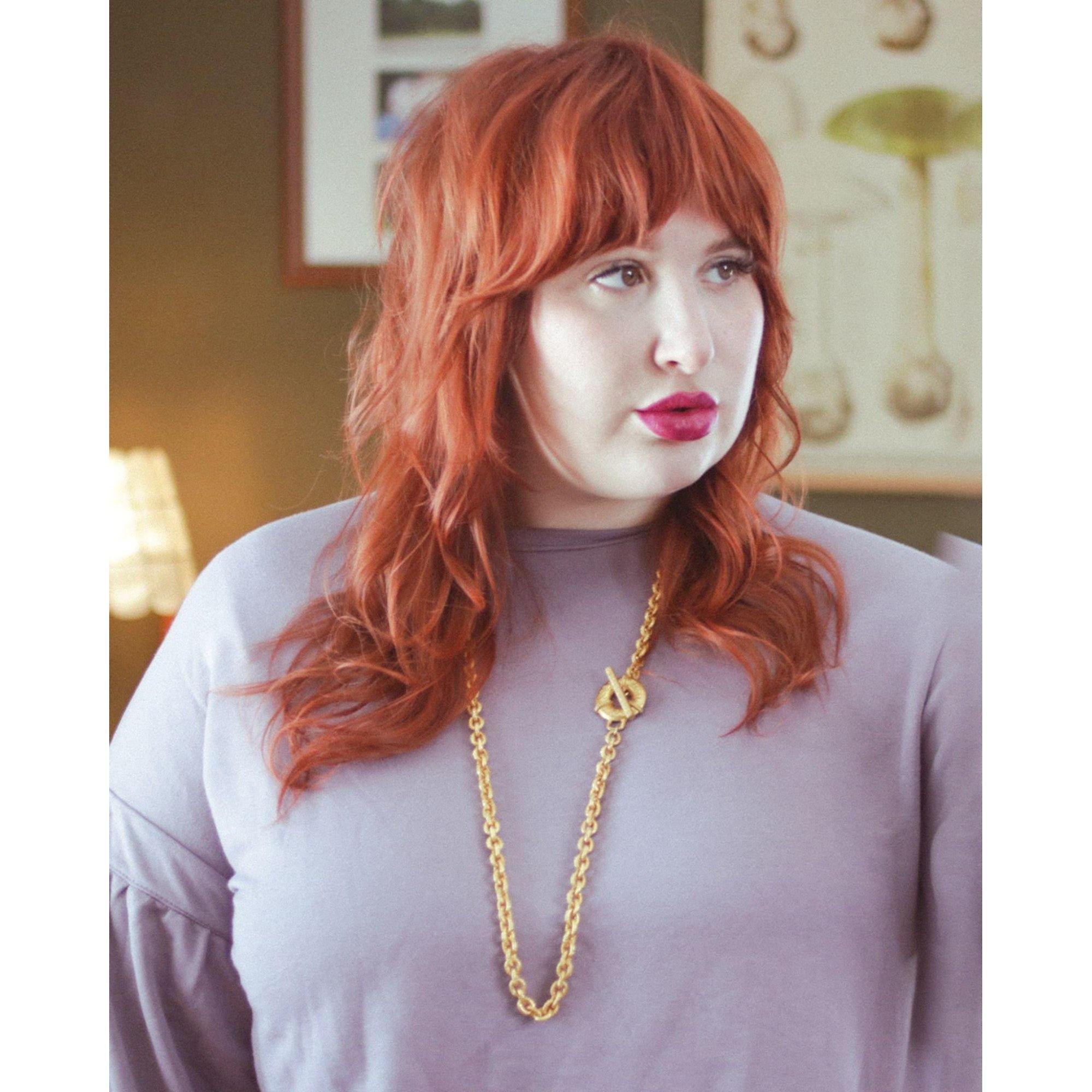 Vintage Leslie Block Long Gold Chain Necklace with Toggle Clasp by Leslie Block - Vintage Meet Modern Vintage Jewelry - Chicago, Illinois - #oldhollywoodglamour #vintagemeetmodern #designervintage #jewelrybox #antiquejewelry #vintagejewelry