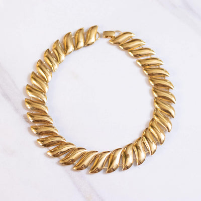 Vintage Swirl Flat Link Chain Necklace by Unsigned Beauty - Vintage Meet Modern Vintage Jewelry - Chicago, Illinois - #oldhollywoodglamour #vintagemeetmodern #designervintage #jewelrybox #antiquejewelry #vintagejewelry