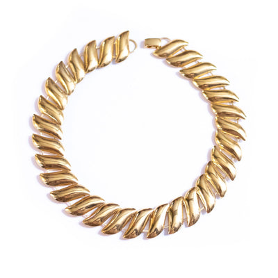 Vintage Swirl Flat Link Chain Necklace by Unsigned Beauty - Vintage Meet Modern Vintage Jewelry - Chicago, Illinois - #oldhollywoodglamour #vintagemeetmodern #designervintage #jewelrybox #antiquejewelry #vintagejewelry