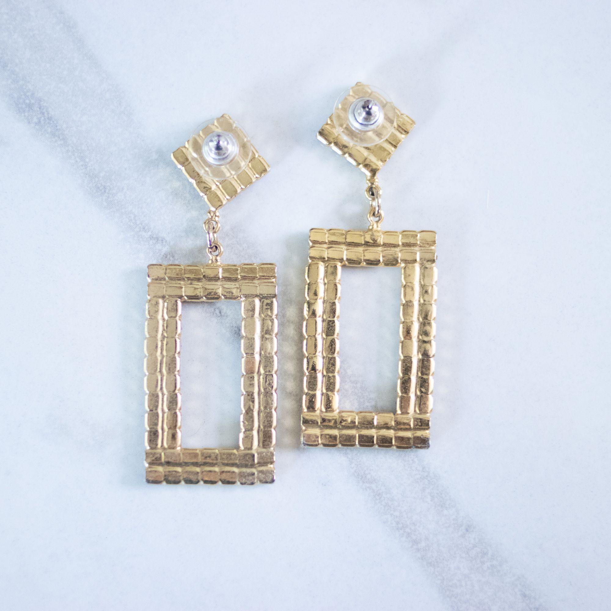 Vintage Blue Rhinestone Geometric Dangling Statement Earrings by Unsigned Beauty - Vintage Meet Modern Vintage Jewelry - Chicago, Illinois - #oldhollywoodglamour #vintagemeetmodern #designervintage #jewelrybox #antiquejewelry #vintagejewelry