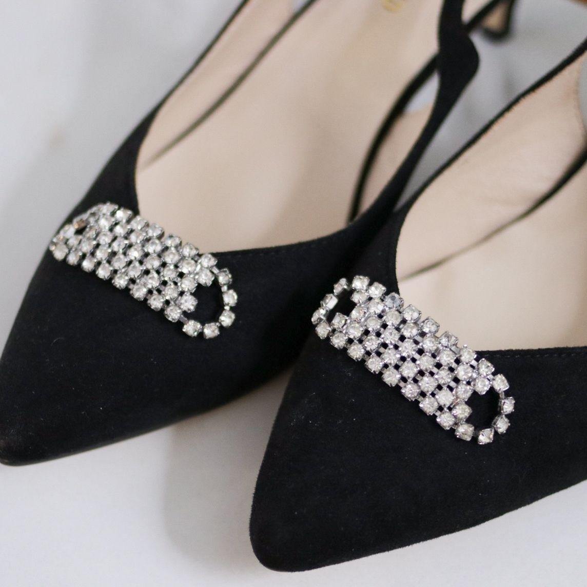 Vintage Musi Rhinestone Diamante Shoe Clips in Silver Tone by Musi - Vintage Meet Modern Vintage Jewelry - Chicago, Illinois - #oldhollywoodglamour #vintagemeetmodern #designervintage #jewelrybox #antiquejewelry #vintagejewelry