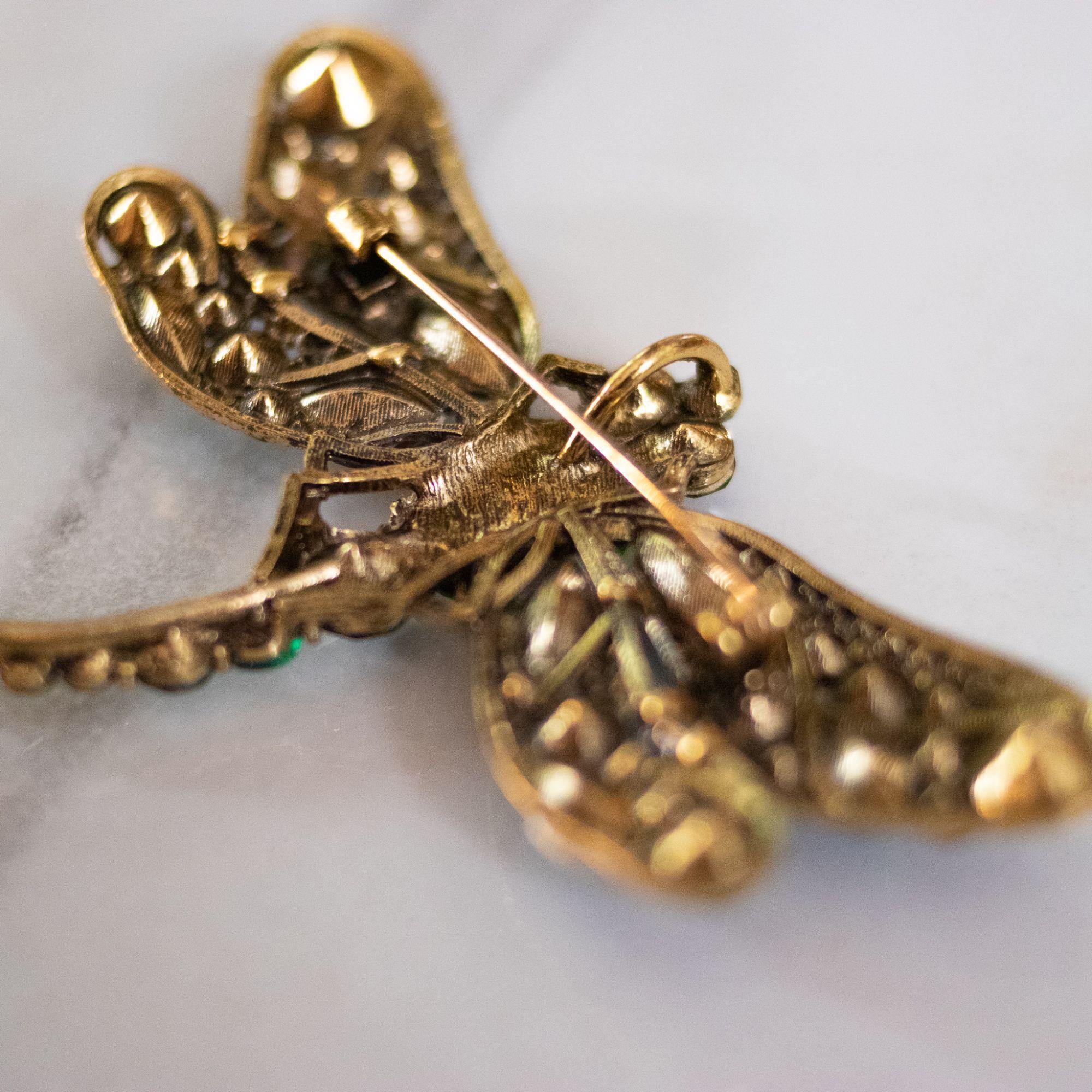 Vintage Dragonfly Brooch Blue and Green Rhinestones by Unsigned Beauty - Vintage Meet Modern Vintage Jewelry - Chicago, Illinois - #oldhollywoodglamour #vintagemeetmodern #designervintage #jewelrybox #antiquejewelry #vintagejewelry