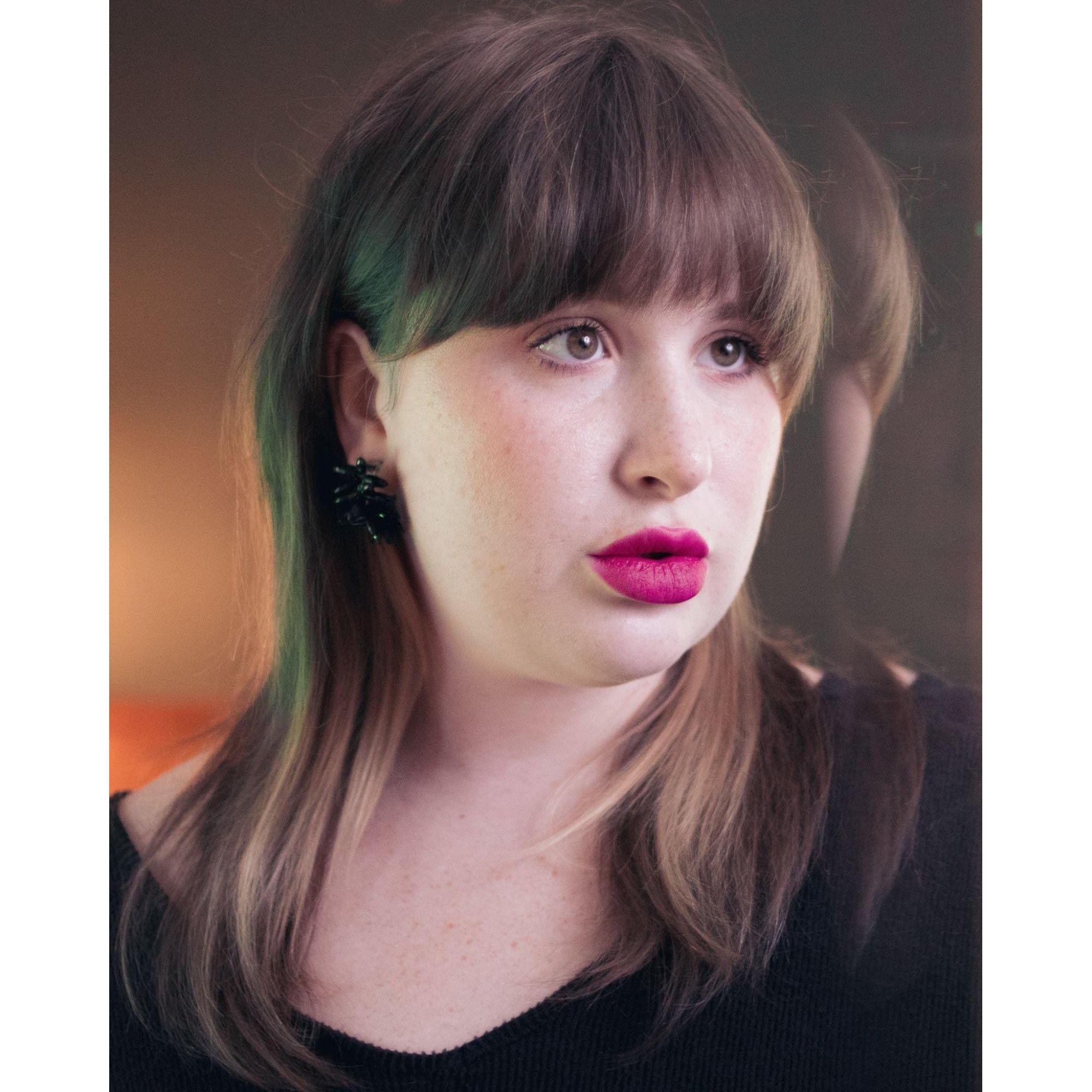 Vintage Lucite Spike Statement Earrings by Unsigned Beauty - Vintage Meet Modern Vintage Jewelry - Chicago, Illinois - #oldhollywoodglamour #vintagemeetmodern #designervintage #jewelrybox #antiquejewelry #vintagejewelry