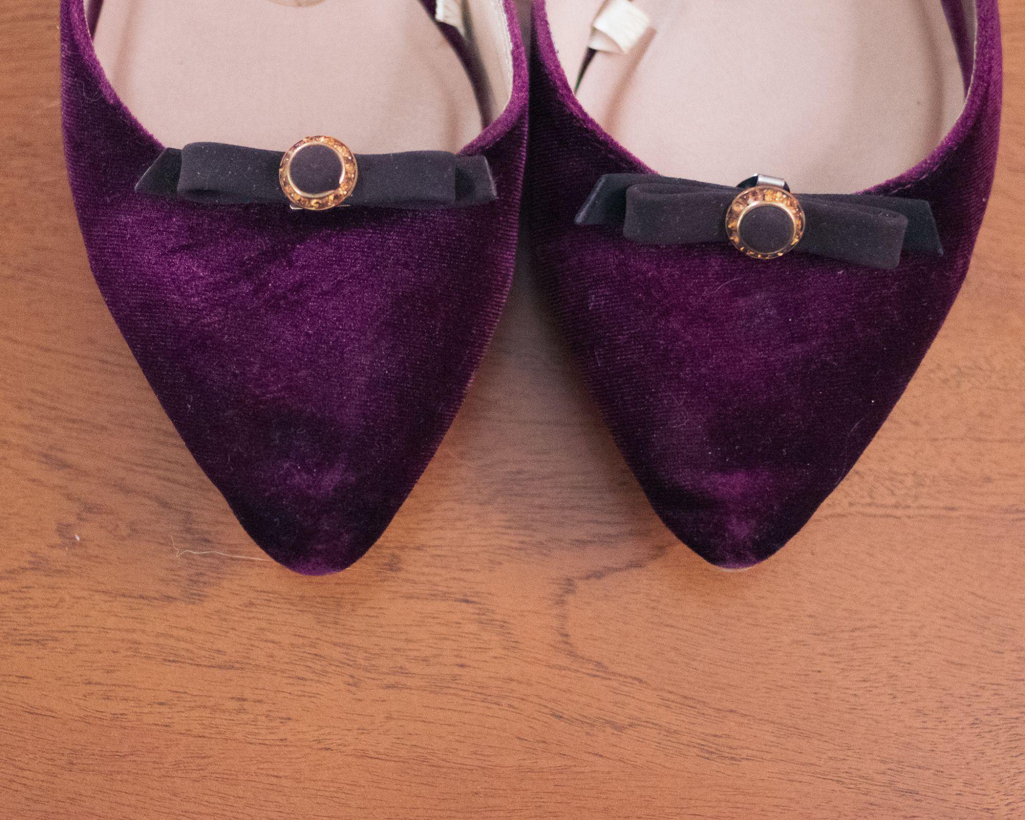 Vintage Brown Velvet with Amber Rhinestones Shoe Clips by Unsigned Beauty - Vintage Meet Modern Vintage Jewelry - Chicago, Illinois - #oldhollywoodglamour #vintagemeetmodern #designervintage #jewelrybox #antiquejewelry #vintagejewelry