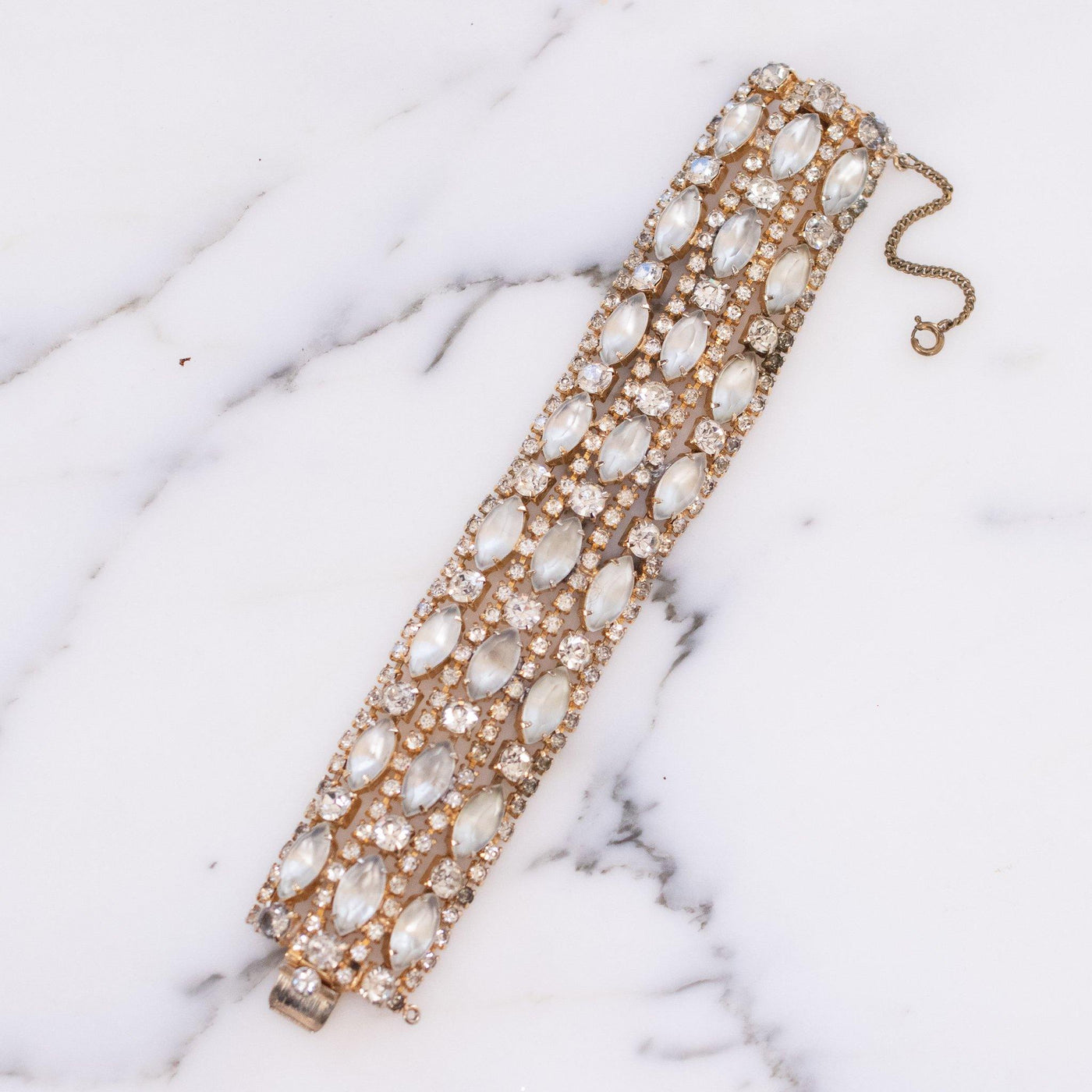 Vintage 1950s Wide Champagne Rhinestone Bracelet Set In Gold Tone