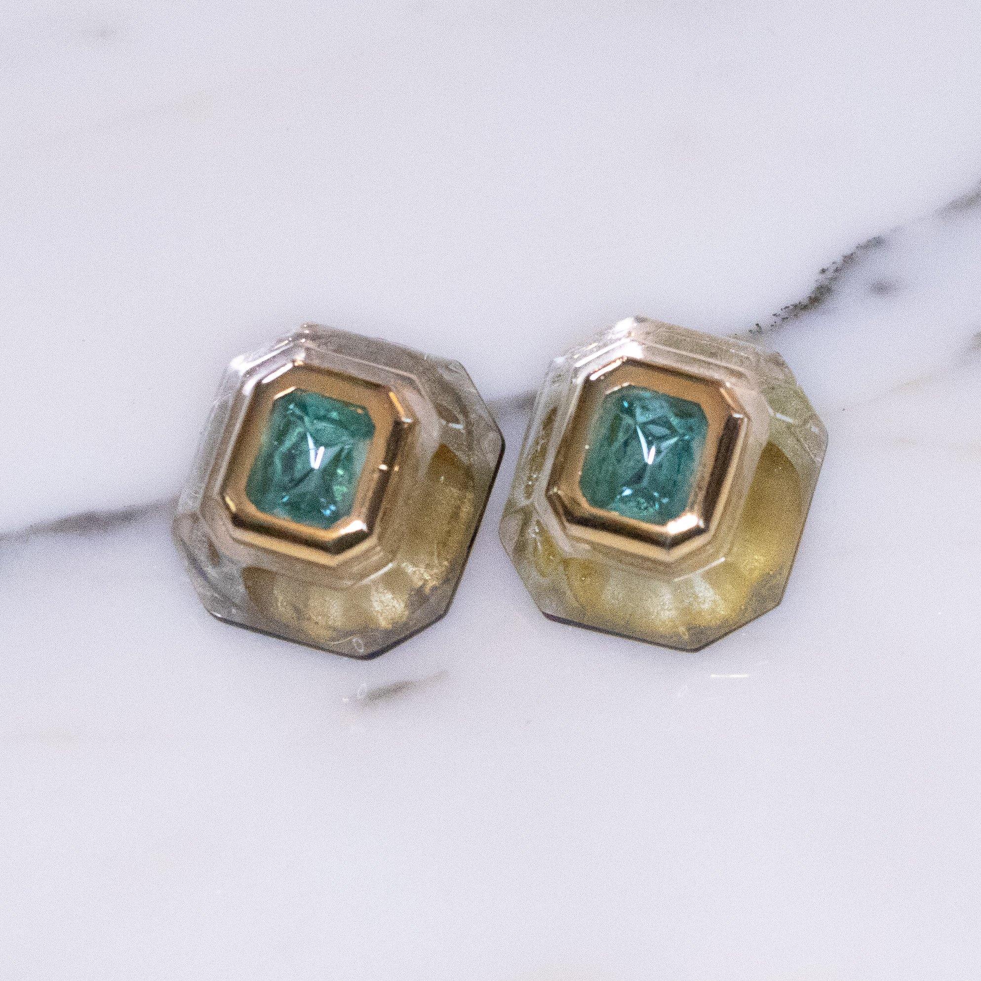 Vintage 1980s Lucite Earrings with Bezel Set Emerald Cut Blue Crystals by Vintage Meet Modern - Vintage Meet Modern Vintage Jewelry - Chicago, Illinois - #oldhollywoodglamour #vintagemeetmodern #designervintage #jewelrybox #antiquejewelry #vintagejewelry