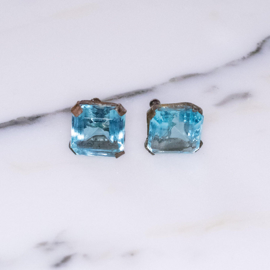 Vintage 1940s Art Deco Blue Crystal Screwback Earrings Set in Sterling Silver by Art Deco - Vintage Meet Modern Vintage Jewelry - Chicago, Illinois - #oldhollywoodglamour #vintagemeetmodern #designervintage #jewelrybox #antiquejewelry #vintagejewelry