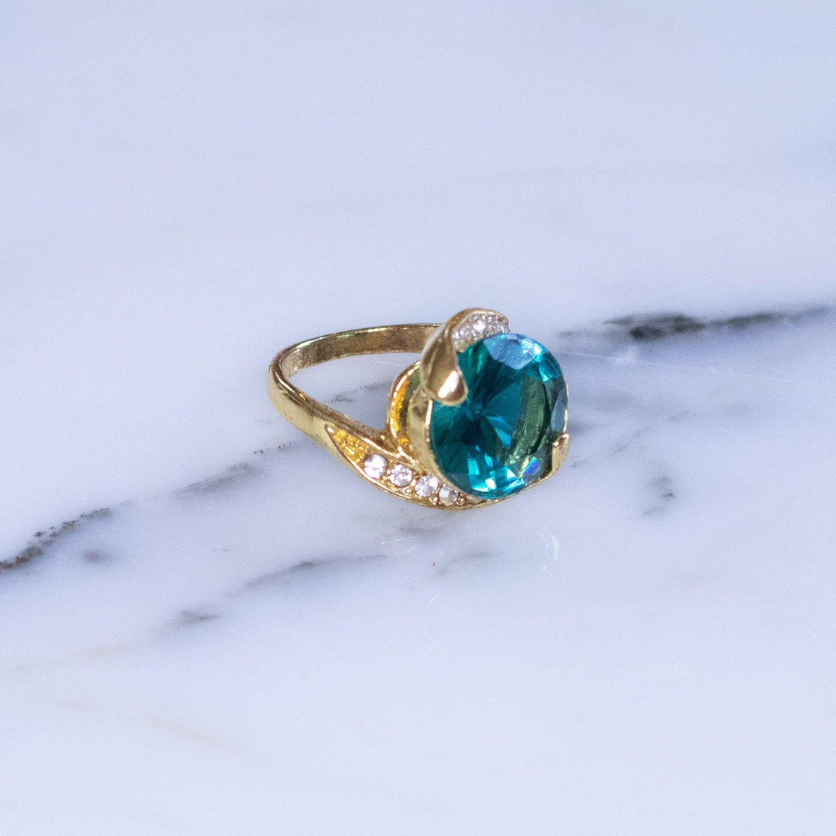 Vintage Aqua and Diamante Crystal Statement Ring Size 6