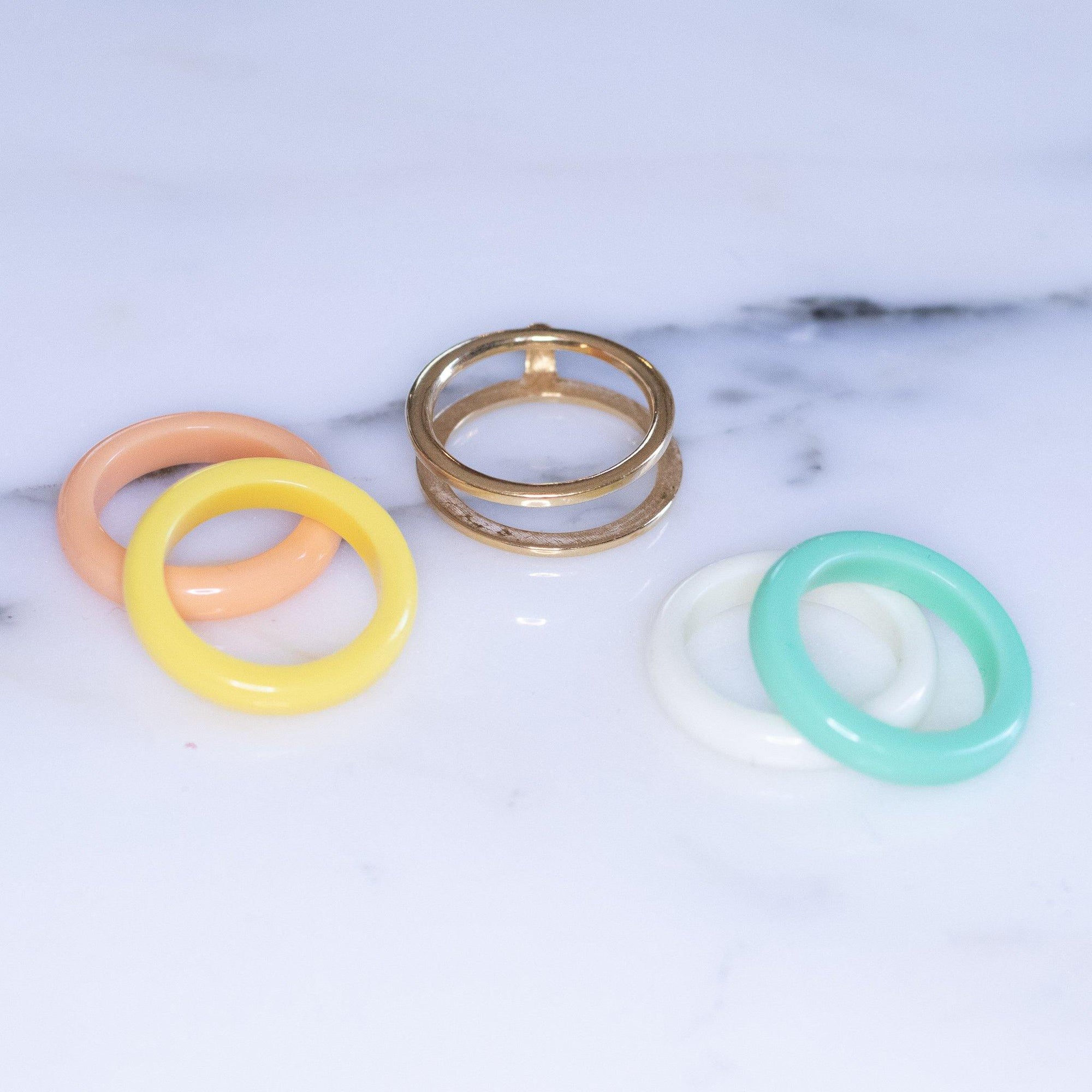 Vintage Avon Interchangeable Band Ring Mint White Peach Yellow with Gold by Avon - Vintage Meet Modern Vintage Jewelry - Chicago, Illinois - #oldhollywoodglamour #vintagemeetmodern #designervintage #jewelrybox #antiquejewelry #vintagejewelry