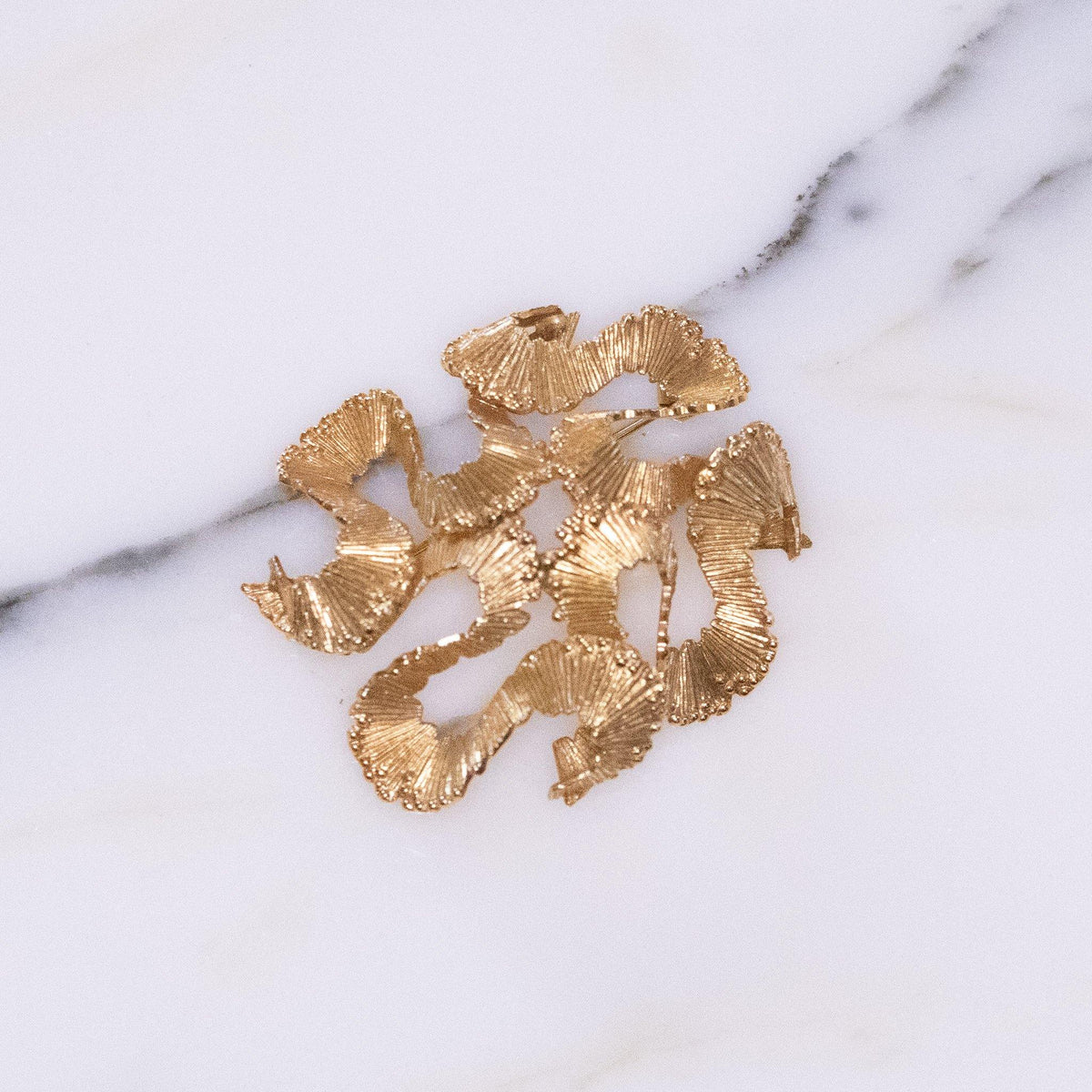 Vintage Grosse Germany Gold Ribbon Brooch