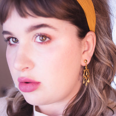 Vintage Gold Dangle Earrings by Unsigned Beauties - Vintage Meet Modern Vintage Jewelry - Chicago, Illinois - #oldhollywoodglamour #vintagemeetmodern #designervintage #jewelrybox #antiquejewelry #vintagejewelry