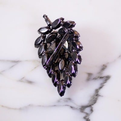 Vintage Jet Crystal Rhinestone Leaf Brooch by Unsigned Beauty - Vintage Meet Modern Vintage Jewelry - Chicago, Illinois - #oldhollywoodglamour #vintagemeetmodern #designervintage #jewelrybox #antiquejewelry #vintagejewelry