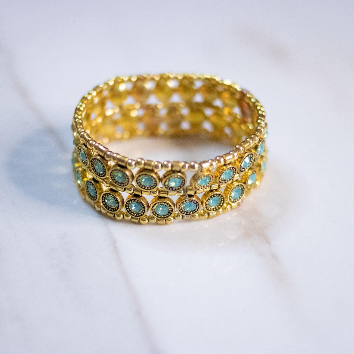 Vintage Light Green Crystal Stretch Bracelet set in Gold Tone