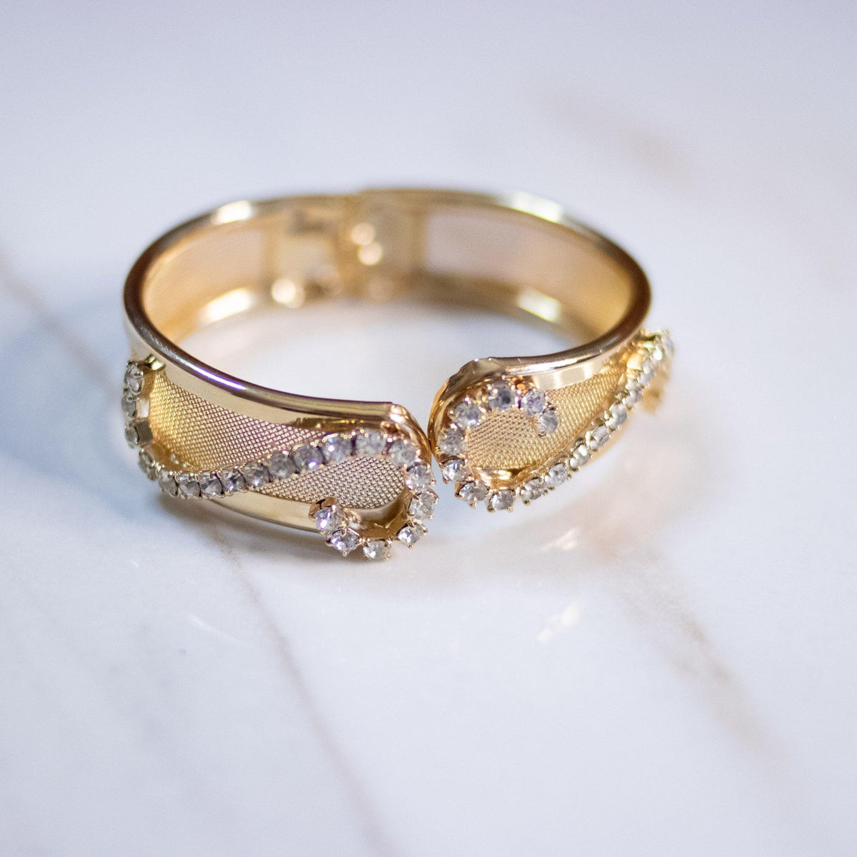 Vintage Gold Mesh Clamper Bracelet with Diamante