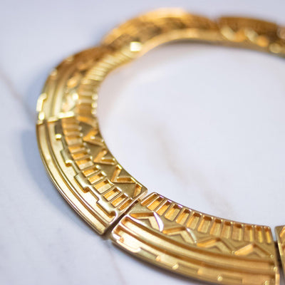 Vintage Monet Gold Collar Necklace by Monet - Vintage Meet Modern Vintage Jewelry - Chicago, Illinois - #oldhollywoodglamour #vintagemeetmodern #designervintage #jewelrybox #antiquejewelry #vintagejewelry