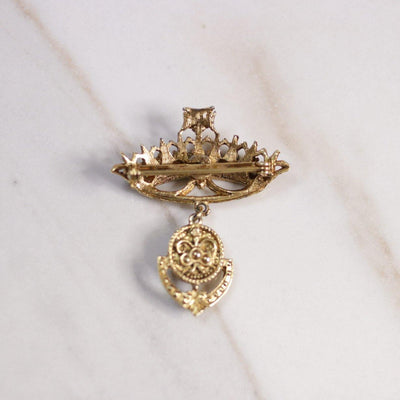 Vintage Gold Crown Brooch with Amber Cabochon Charm by Goldette - Vintage Meet Modern Vintage Jewelry - Chicago, Illinois - #oldhollywoodglamour #vintagemeetmodern #designervintage #jewelrybox #antiquejewelry #vintagejewelry