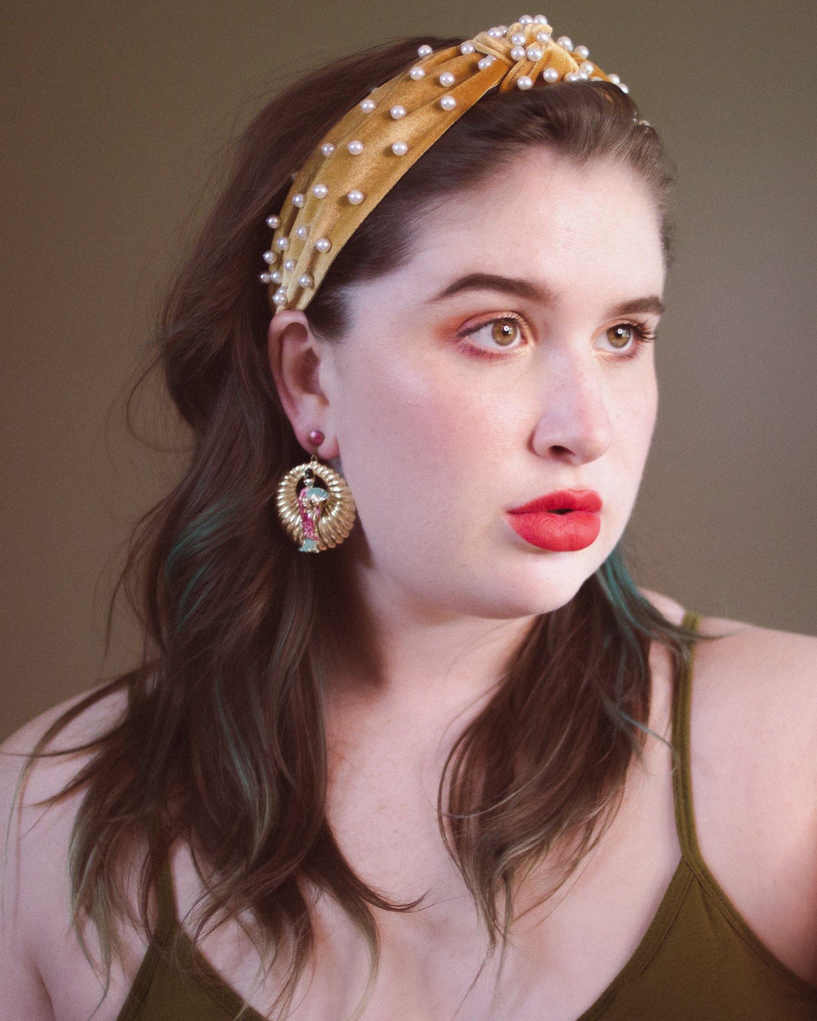 Vintage Geisha Statement Earrings by Unsigned Beauty - Vintage Meet Modern Vintage Jewelry - Chicago, Illinois - #oldhollywoodglamour #vintagemeetmodern #designervintage #jewelrybox #antiquejewelry #vintagejewelry