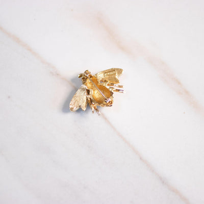 Vintage Avon Bee Brooch by Avon - Vintage Meet Modern Vintage Jewelry - Chicago, Illinois - #oldhollywoodglamour #vintagemeetmodern #designervintage #jewelrybox #antiquejewelry #vintagejewelry