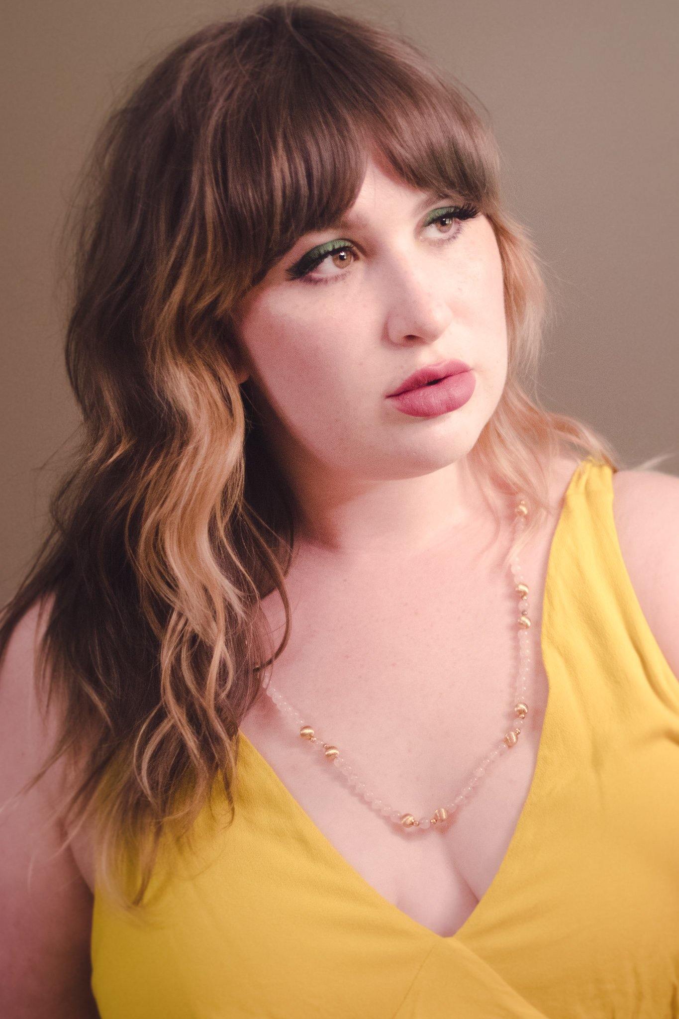 Vintage Rose Quartz and Gold Bead Necklace by Unsigned Beauty - Vintage Meet Modern Vintage Jewelry - Chicago, Illinois - #oldhollywoodglamour #vintagemeetmodern #designervintage #jewelrybox #antiquejewelry #vintagejewelry