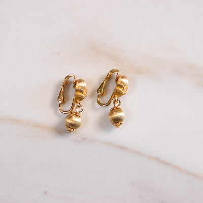 Vintage Gold Brushed Tone Bead Earrings by Unsigned Beauty - Vintage Meet Modern Vintage Jewelry - Chicago, Illinois - #oldhollywoodglamour #vintagemeetmodern #designervintage #jewelrybox #antiquejewelry #vintagejewelry