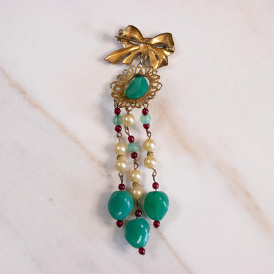 Vintage Gilt Gold Brooch with Faux Pearls and Jade Glass Dangles by Unsigned Beauty - Vintage Meet Modern Vintage Jewelry - Chicago, Illinois - #oldhollywoodglamour #vintagemeetmodern #designervintage #jewelrybox #antiquejewelry #vintagejewelry