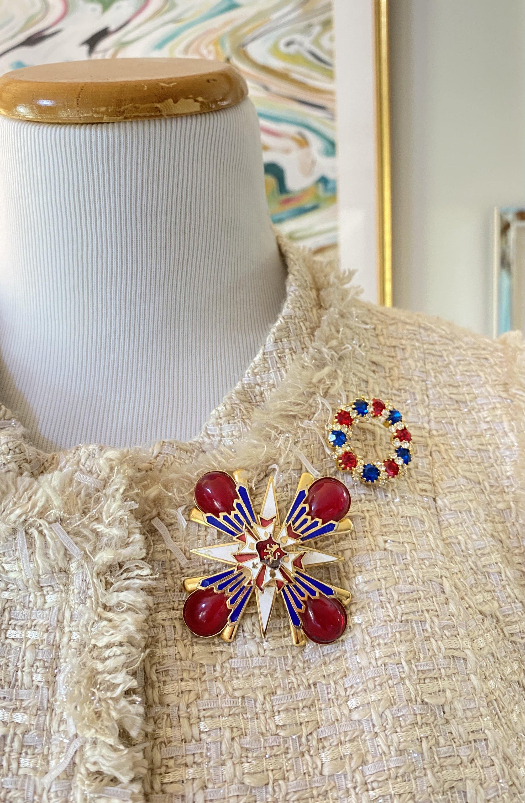 Vintage Petite Red, White, and Blue Crystal Brooch by Weiss - Vintage Meet Modern Vintage Jewelry - Chicago, Illinois - #oldhollywoodglamour #vintagemeetmodern #designervintage #jewelrybox #antiquejewelry #vintagejewelry