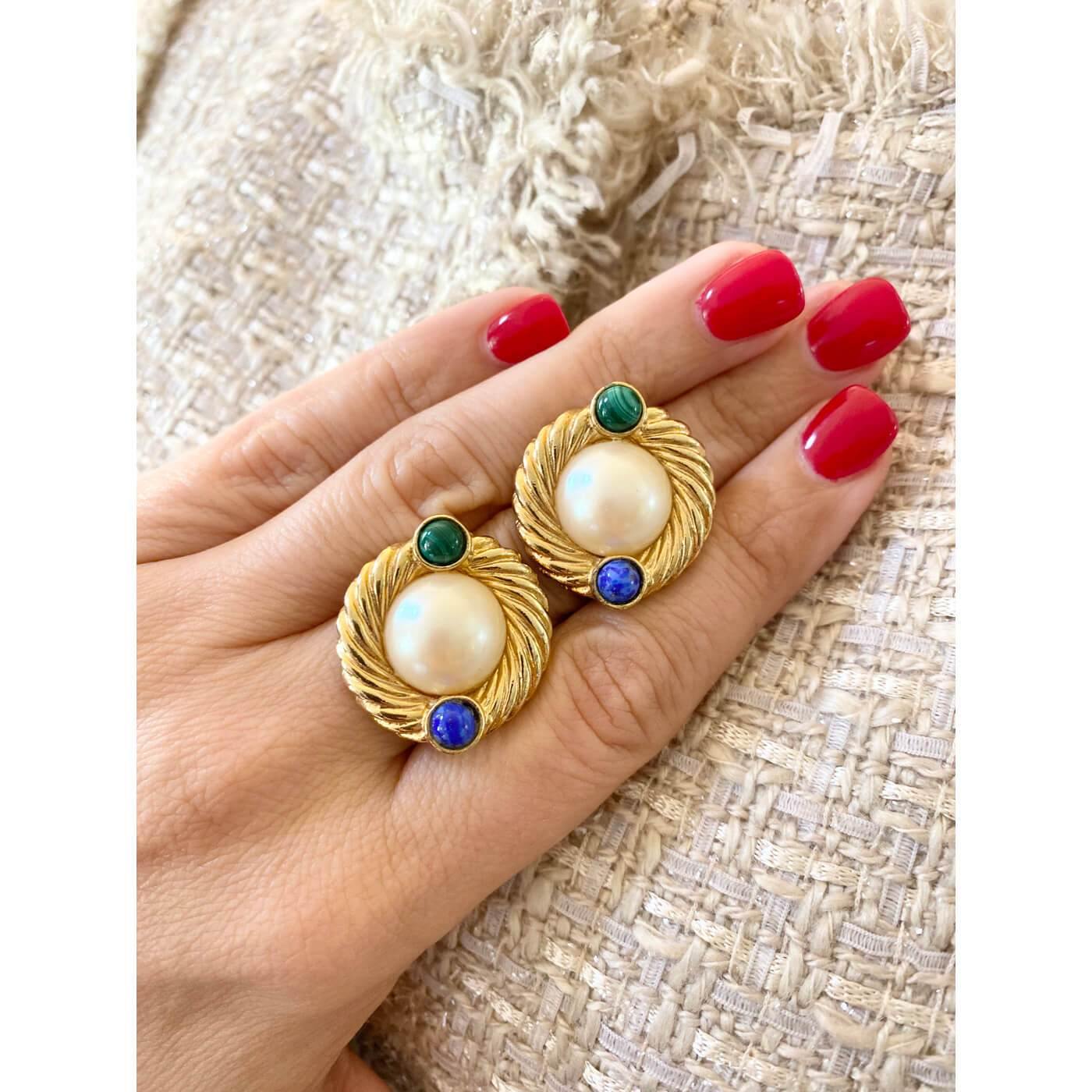 Vintage Gold Cable Earrings with Pearl Cabochon by Unsigned Beauty - Vintage Meet Modern Vintage Jewelry - Chicago, Illinois - #oldhollywoodglamour #vintagemeetmodern #designervintage #jewelrybox #antiquejewelry #vintagejewelry