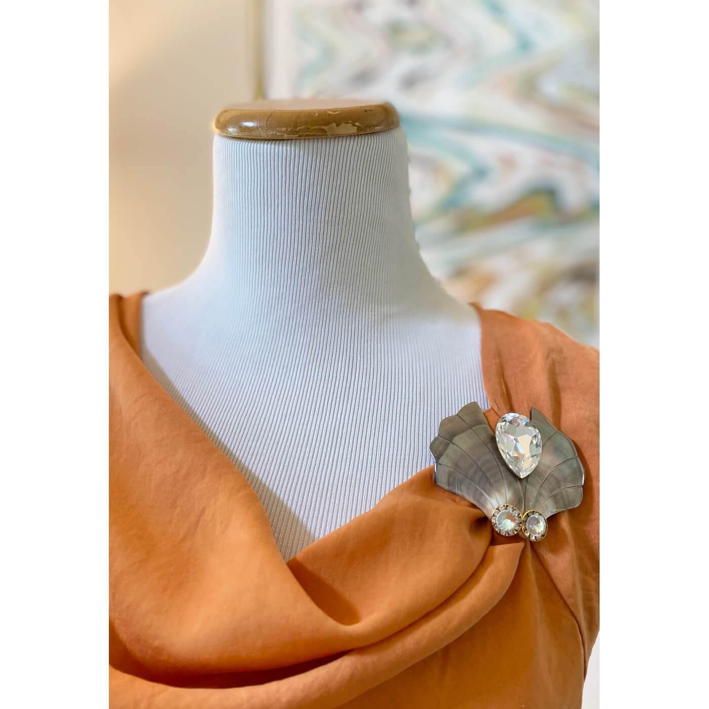 Vintage Mother of Pearl, Rhinestone, Crystal Brooch by Unsigned Beauty - Vintage Meet Modern Vintage Jewelry - Chicago, Illinois - #oldhollywoodglamour #vintagemeetmodern #designervintage #jewelrybox #antiquejewelry #vintagejewelry