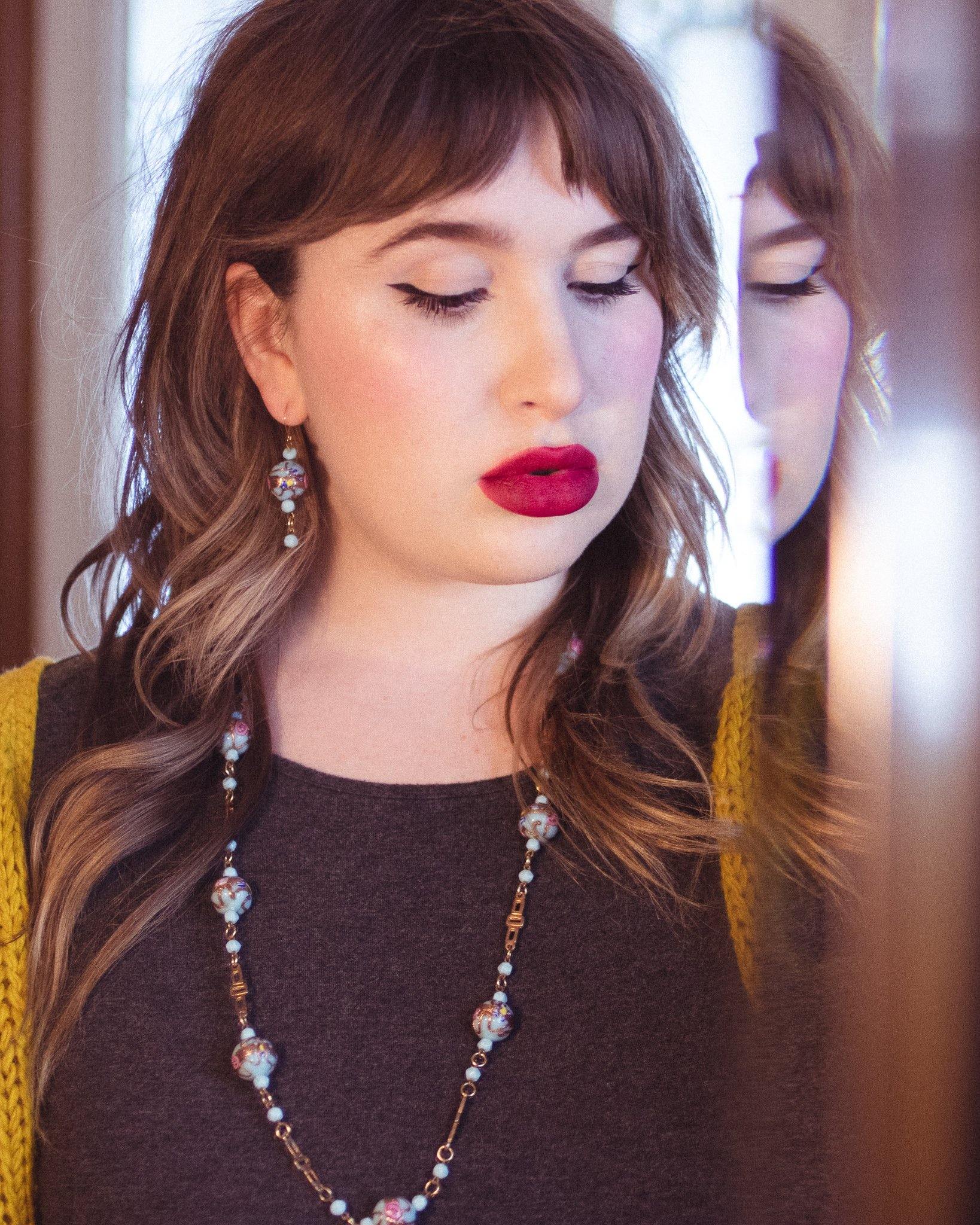 Vintage Turquoise Venetian Glass Wedding Cake Bead Necklace by Made in Italy - Vintage Meet Modern Vintage Jewelry - Chicago, Illinois - #oldhollywoodglamour #vintagemeetmodern #designervintage #jewelrybox #antiquejewelry #vintagejewelry